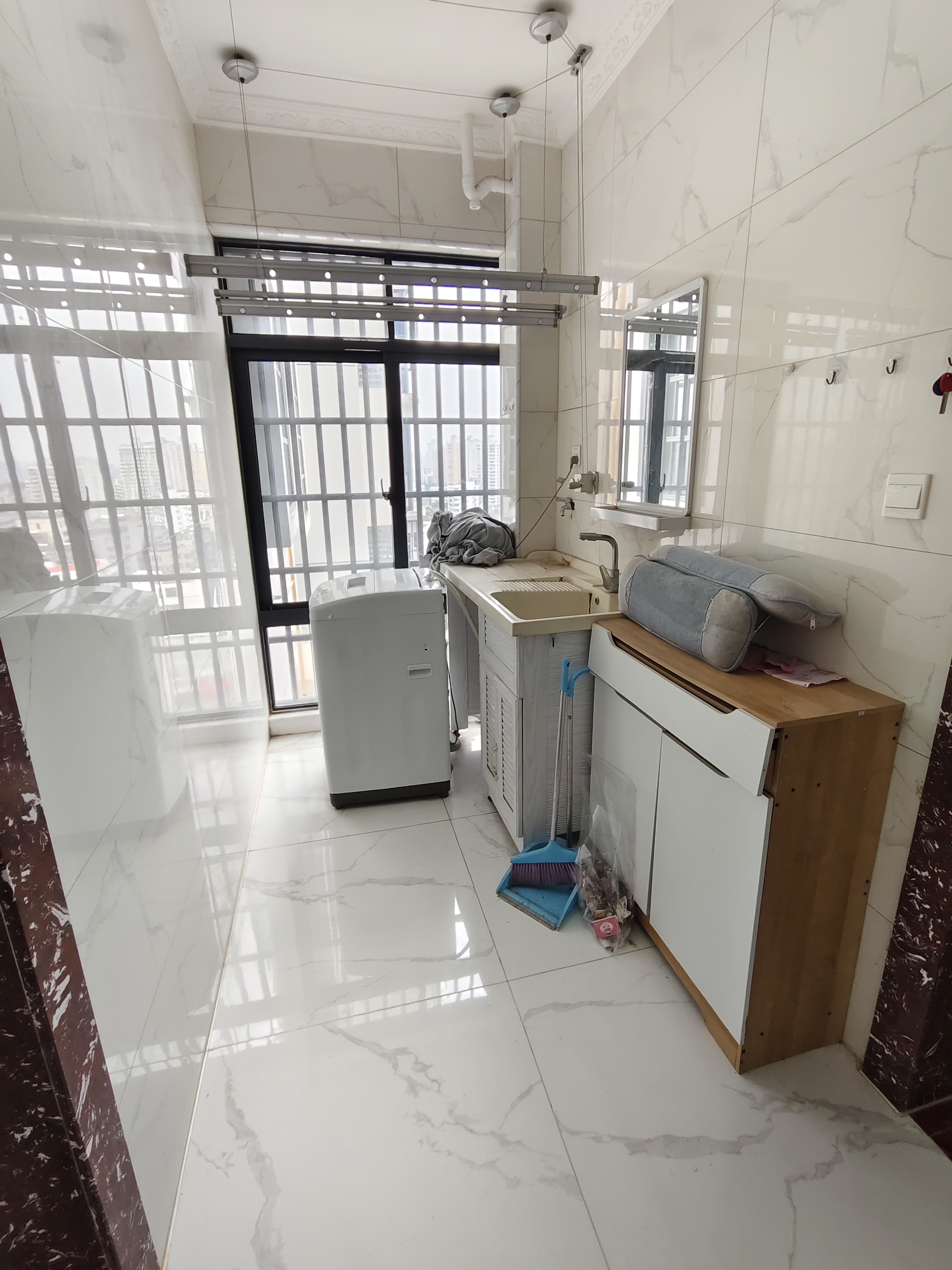 海秀天成  2室2厅1卫    2650.0元/月室内图