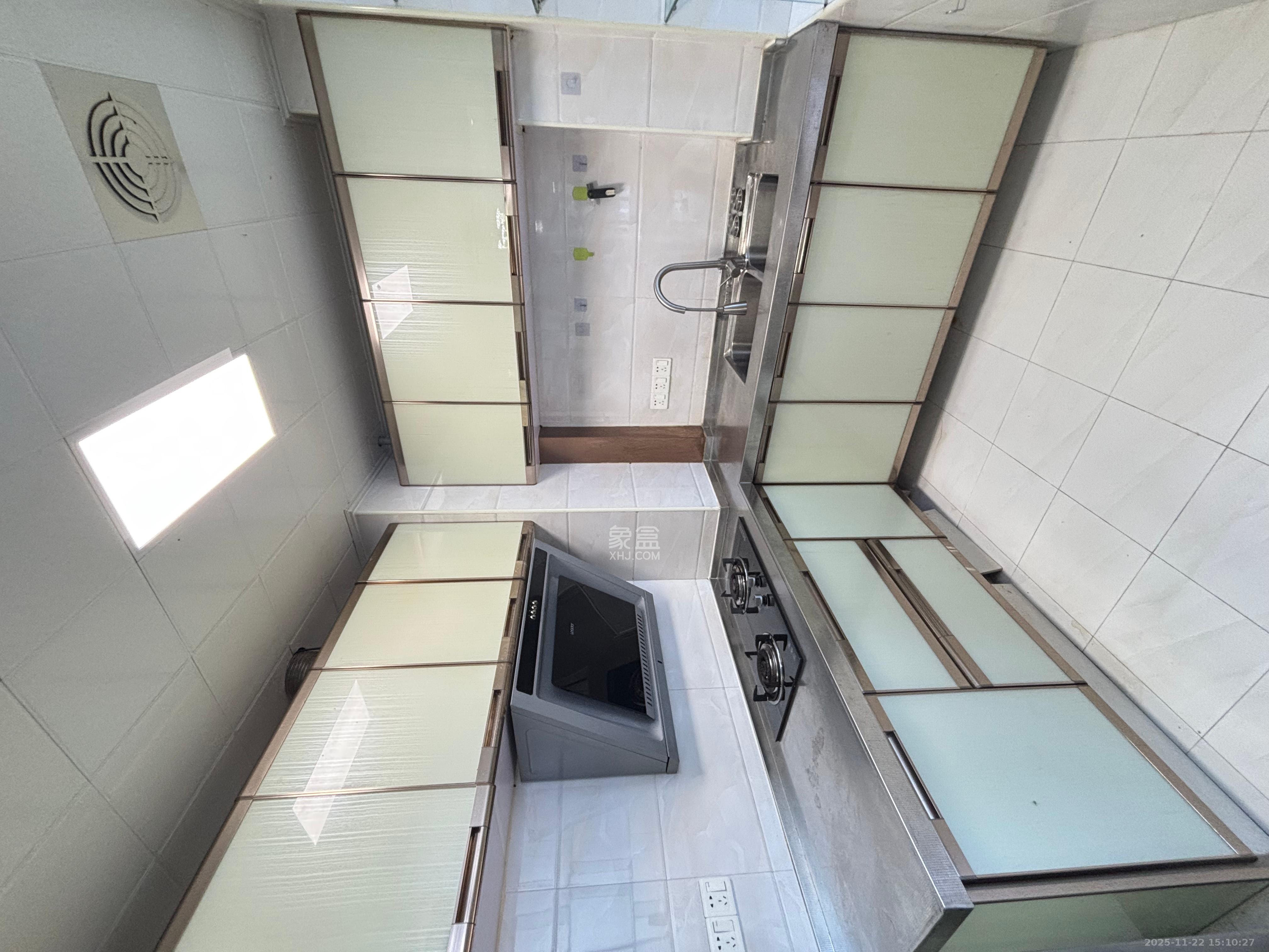 天下一家 2室2厅1卫 2500.0元/月 天下一家 2室2厅1卫 2500.0元/月室内图