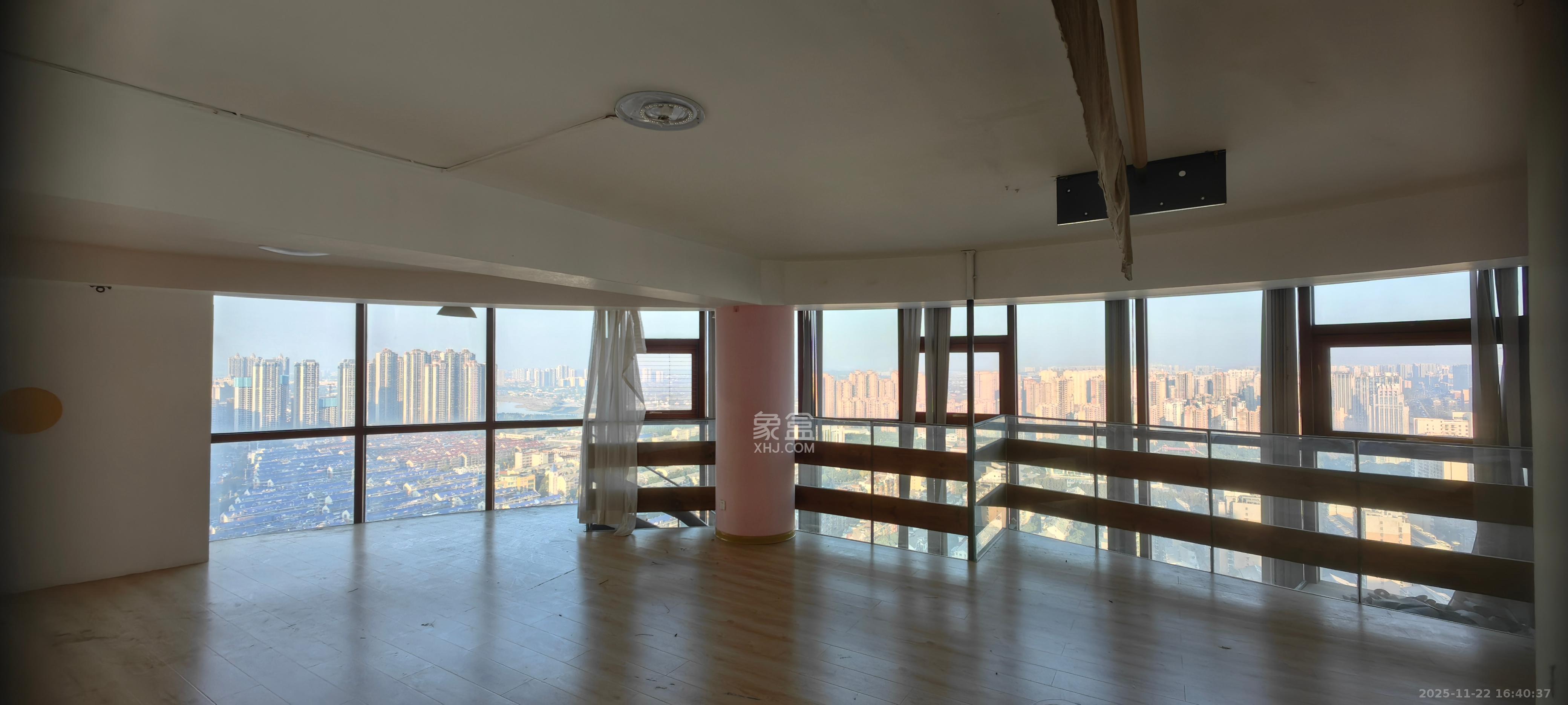 湘江世纪城富湾国际 4室2厅2卫 11000.0元/月 湘江世纪城富湾国际 4室2厅2卫 11000.0元/月室内图