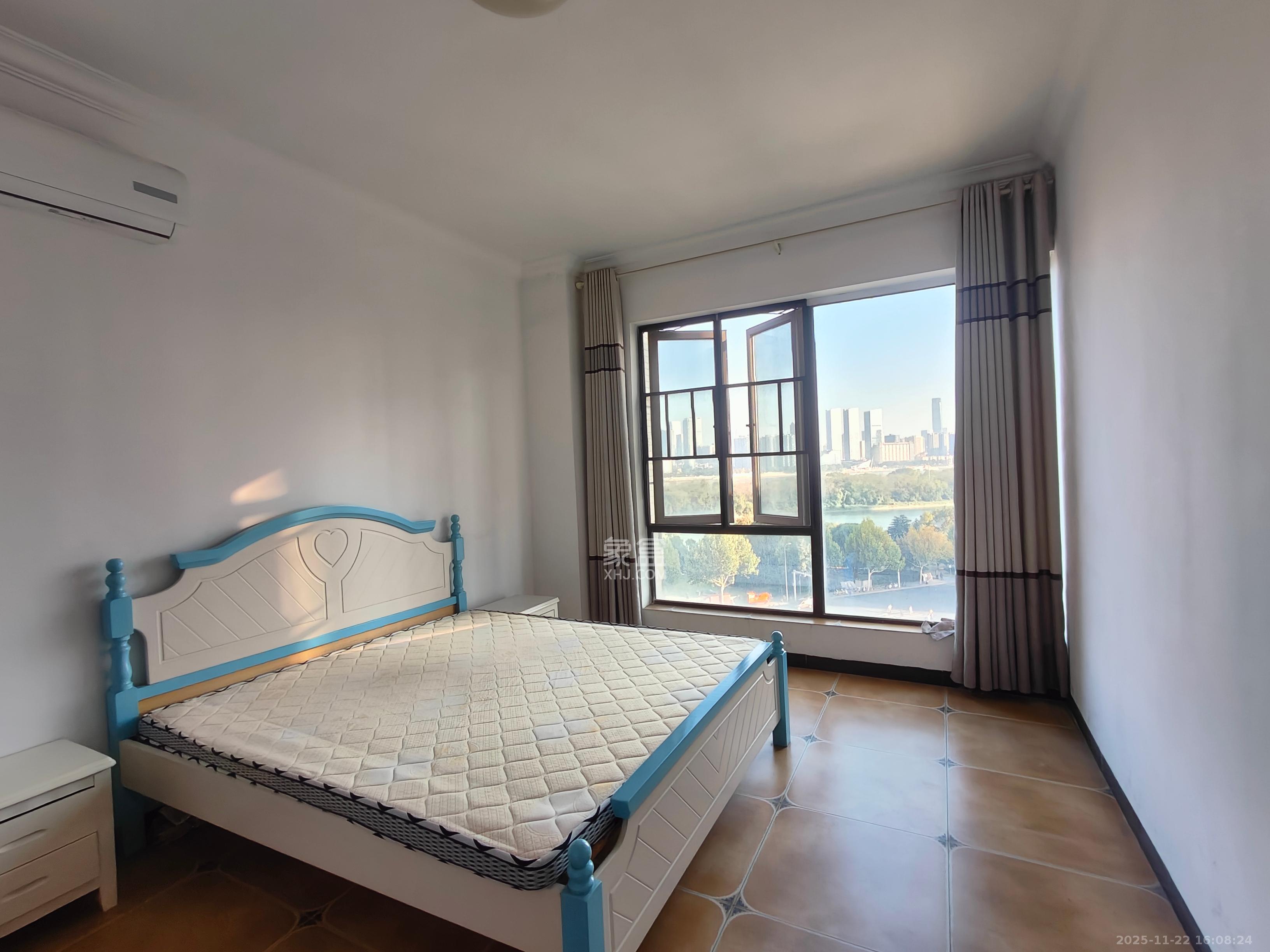 保利西海岸A区 2室1厅1卫 2600.0元/月 保利西海岸A区 2室1厅1卫 2600.0元/月室内图