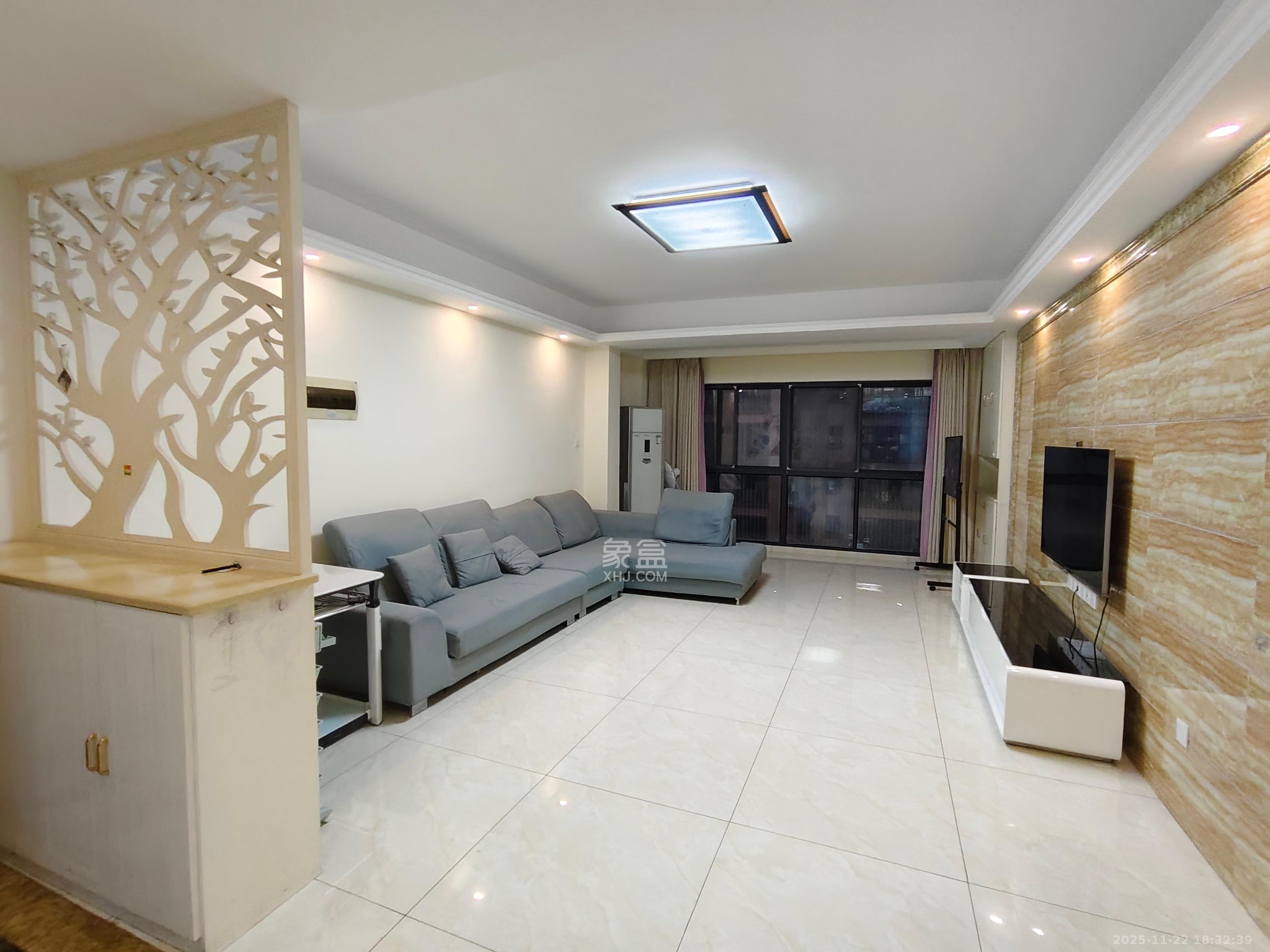 中城丽景香山园  1室2厅2卫    3600.0元/月