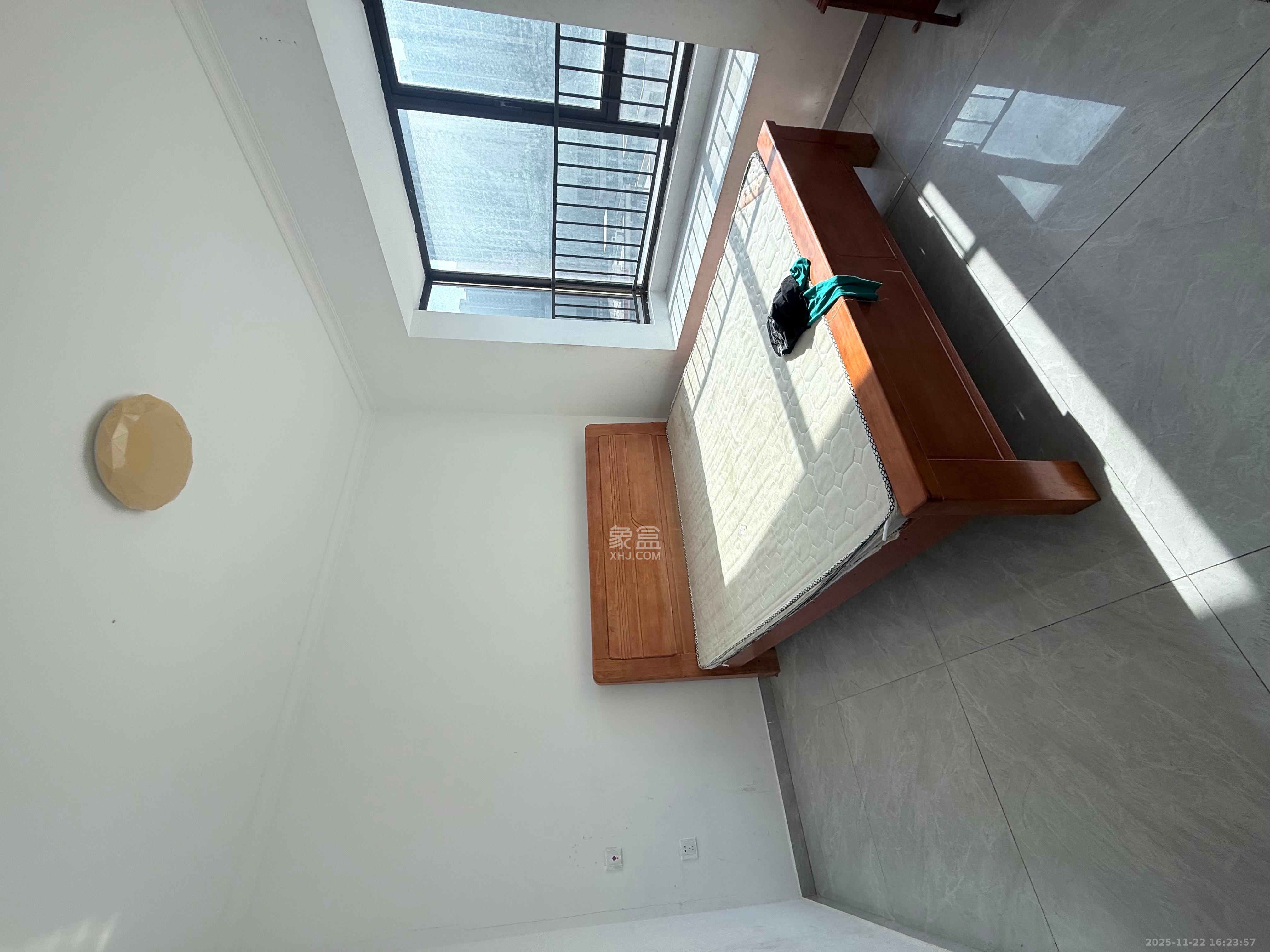 保利城（中航城国际社区、郡原美村）  3室2厅2卫    2200.0元/月