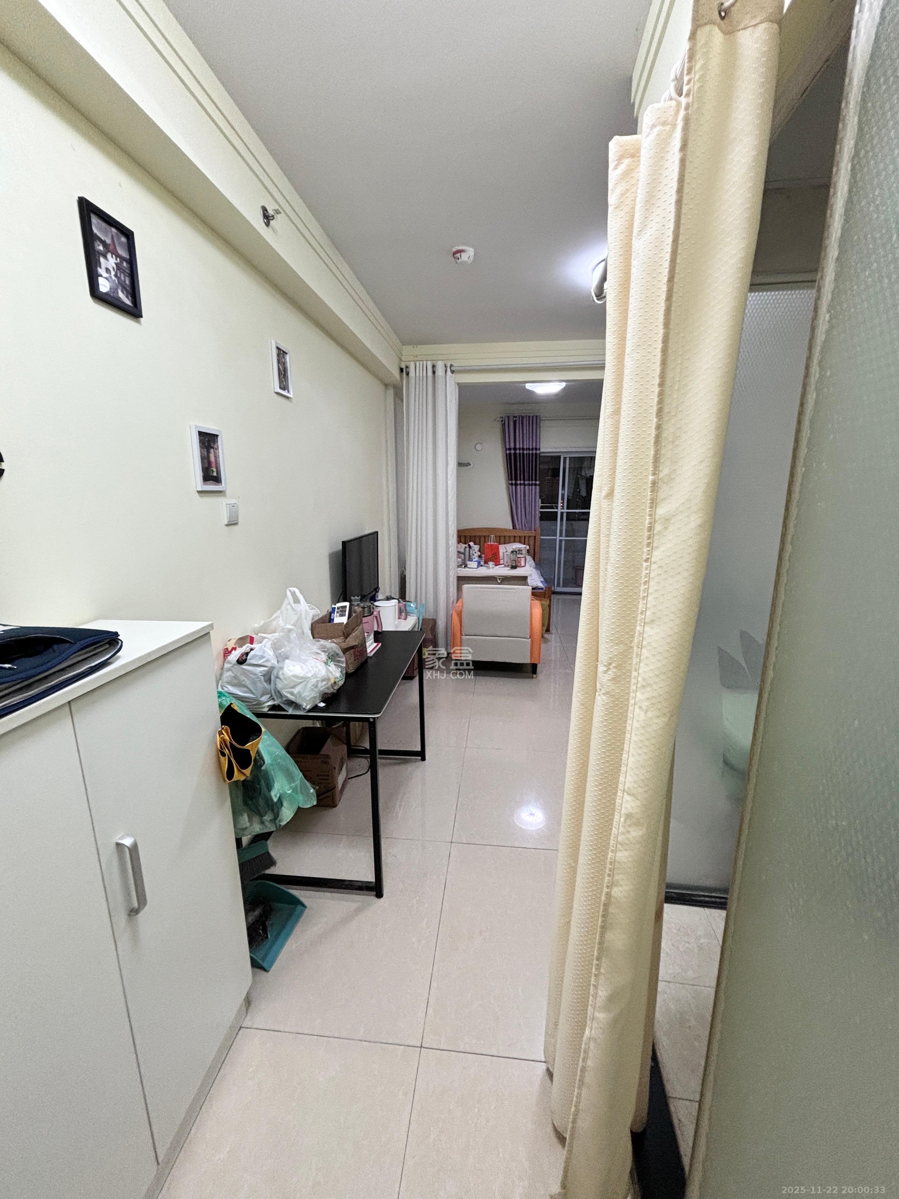 兰卡威国际 1室1厅1卫 1350.0元/月 兰卡威国际 1室1厅1卫 1350.0元/月室内图