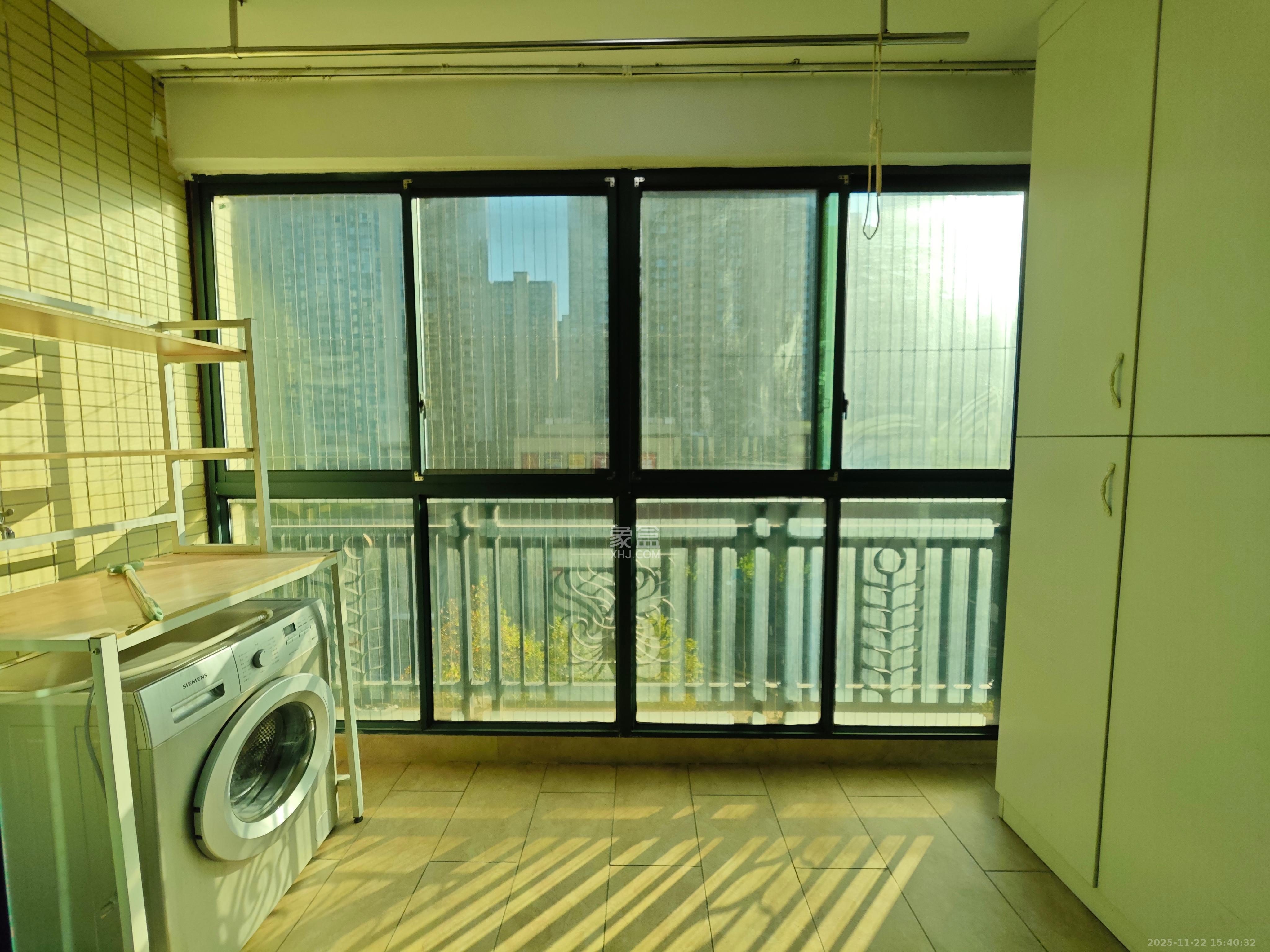 恒大翡翠华庭 2室2厅1卫 1850.0元/月 恒大翡翠华庭 2室2厅1卫 1850.0元/月室内图