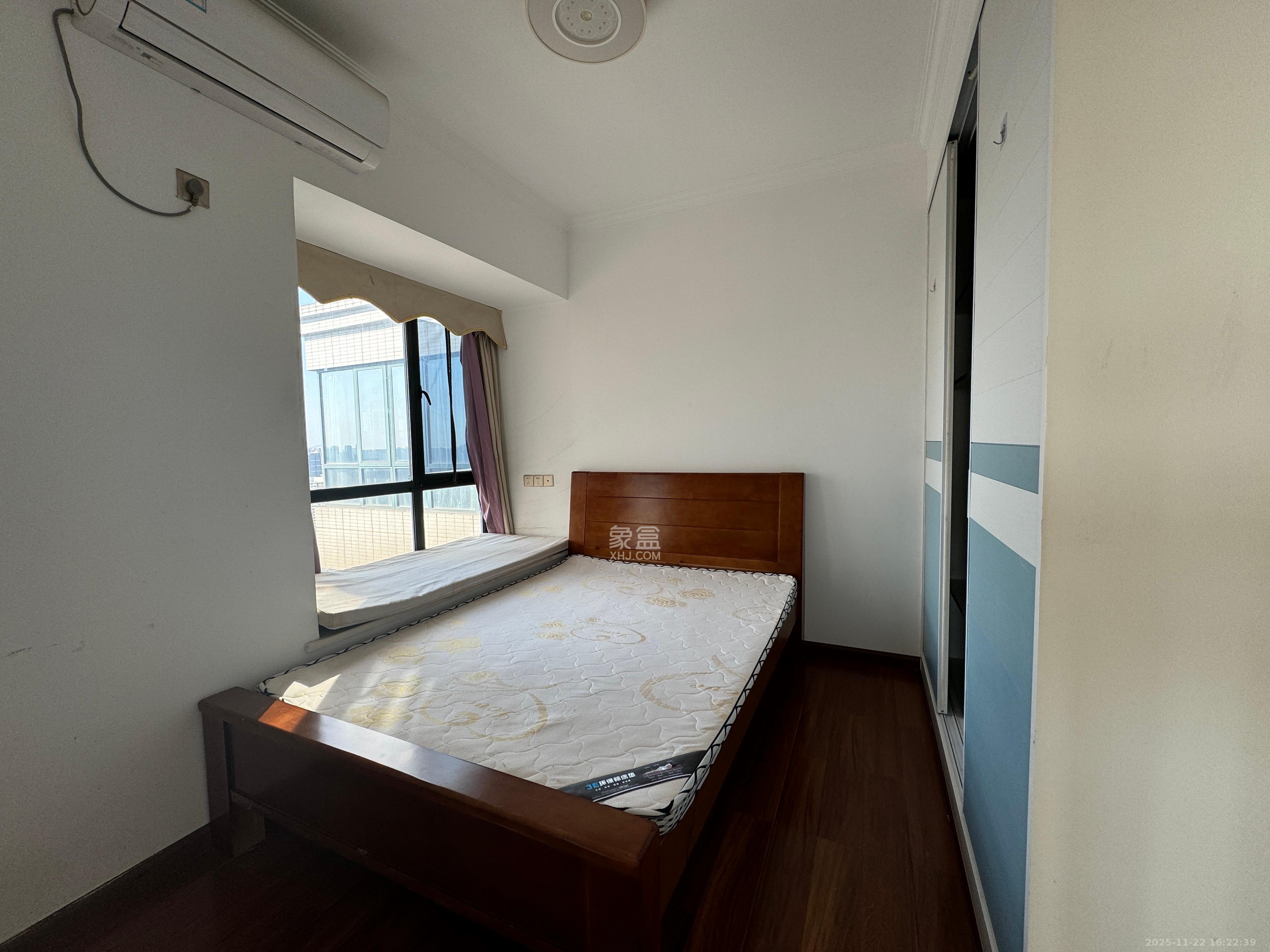 德茂公寓  2室2厅1卫    2100.0元/月室内图