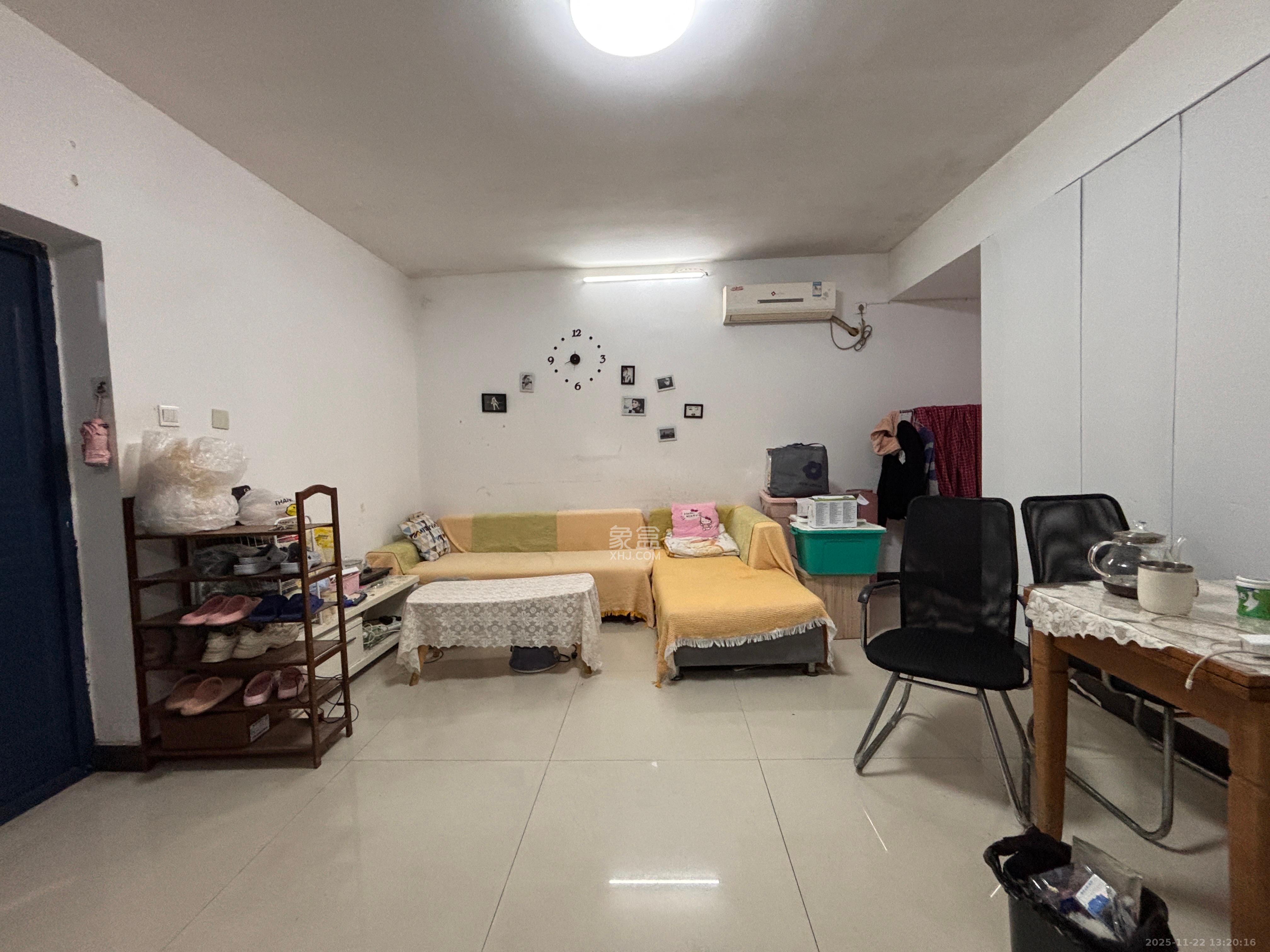 芙蓉蓉苑  1室1厅1卫    1900.0元/月