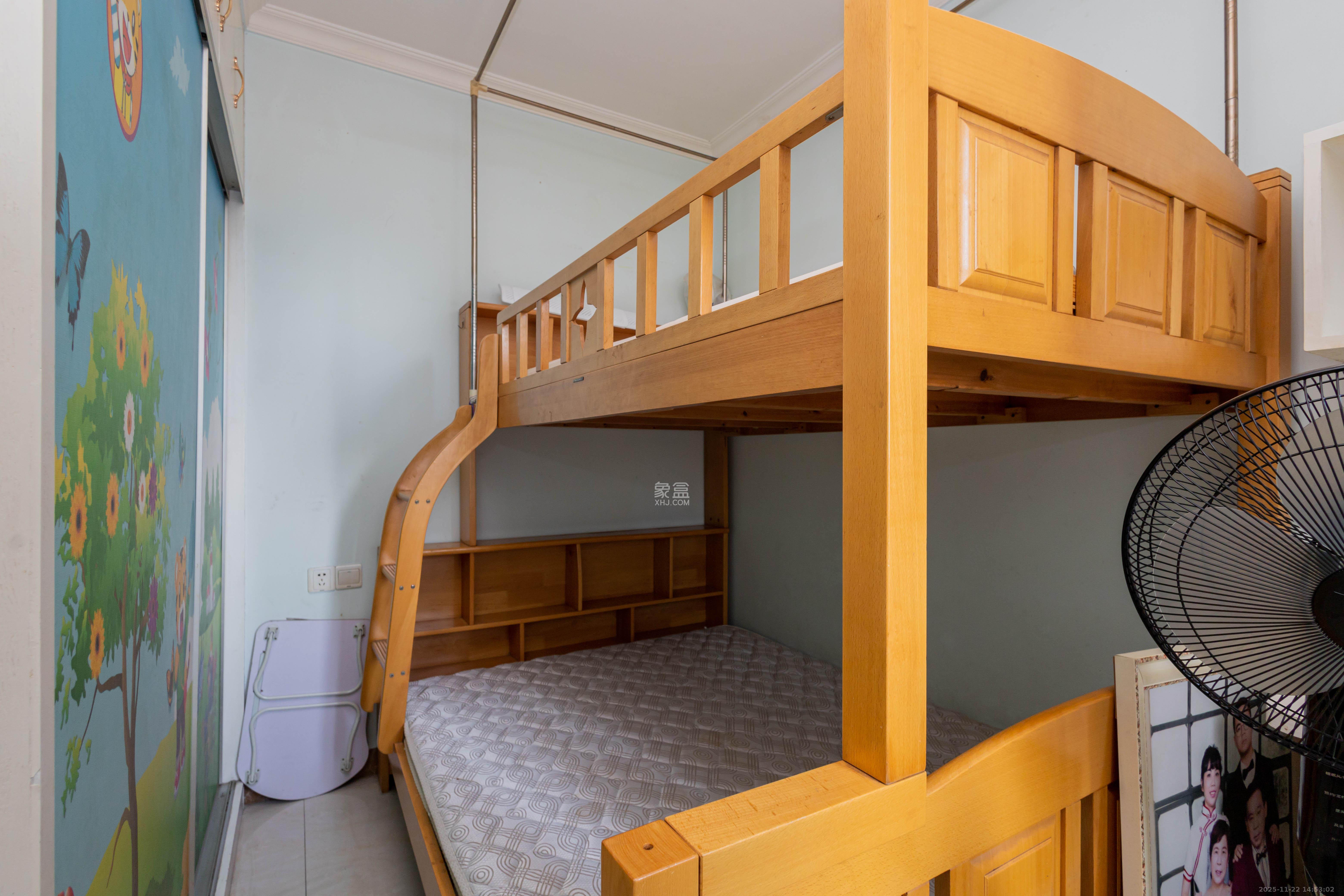 中国铁建国际城二期 2室2厅1卫 43.0万 中国铁建国际城二期 2室2厅1卫 43.0万卧室