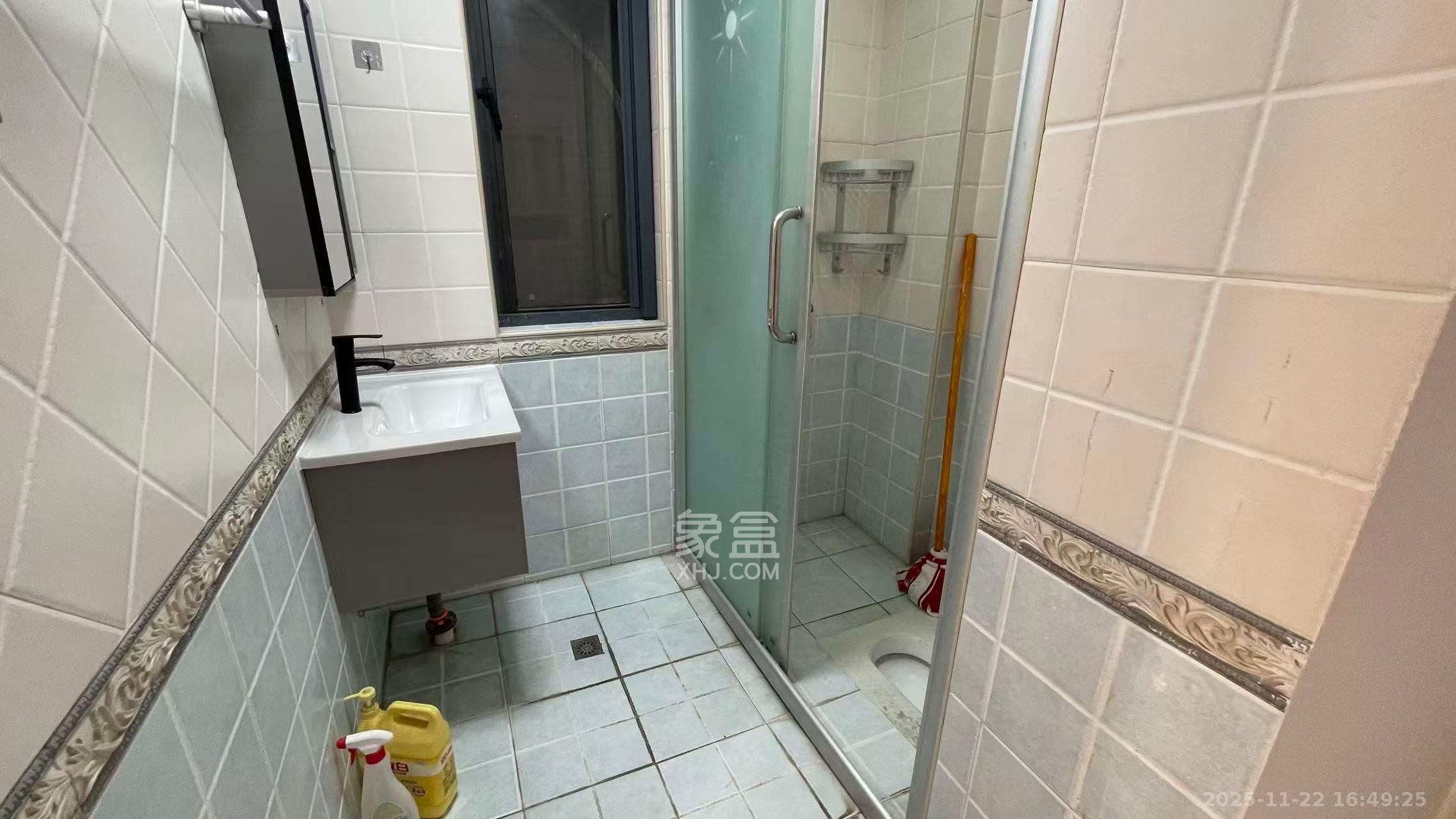 优山美地 1室2厅1卫 2800.0元/月 优山美地 1室2厅1卫 2800.0元/月室内图