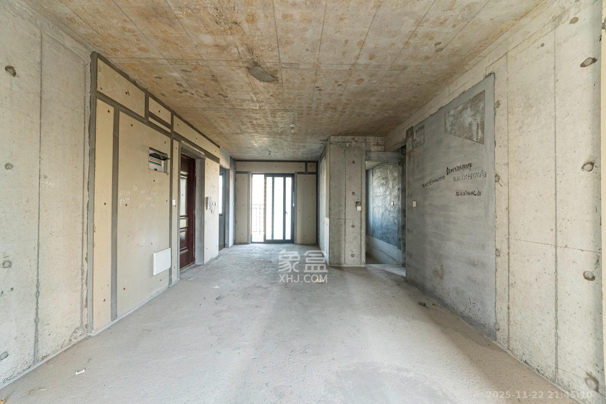 旭辉汇樾城 1室0厅0卫 91.8万 旭辉汇樾城 1室0厅0卫 91.8万客厅