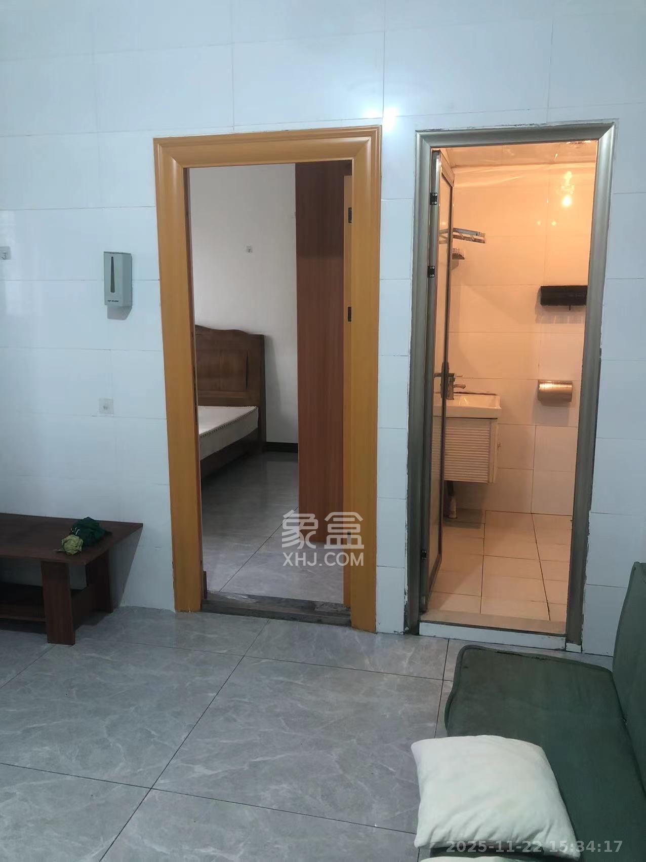 星城新宇川河苑  1室1厅1卫    1000.0元/月室内图1