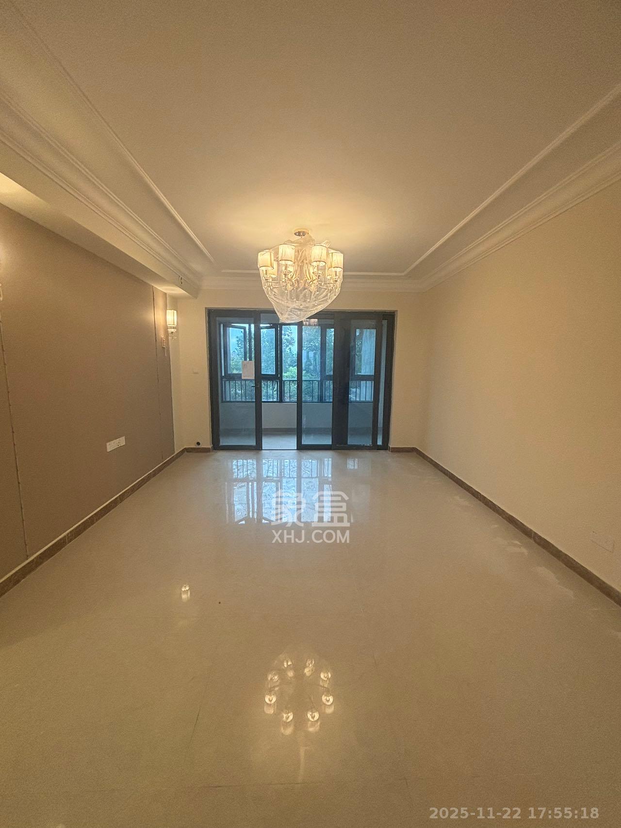 恒大华府  3室2厅2卫    58.0万