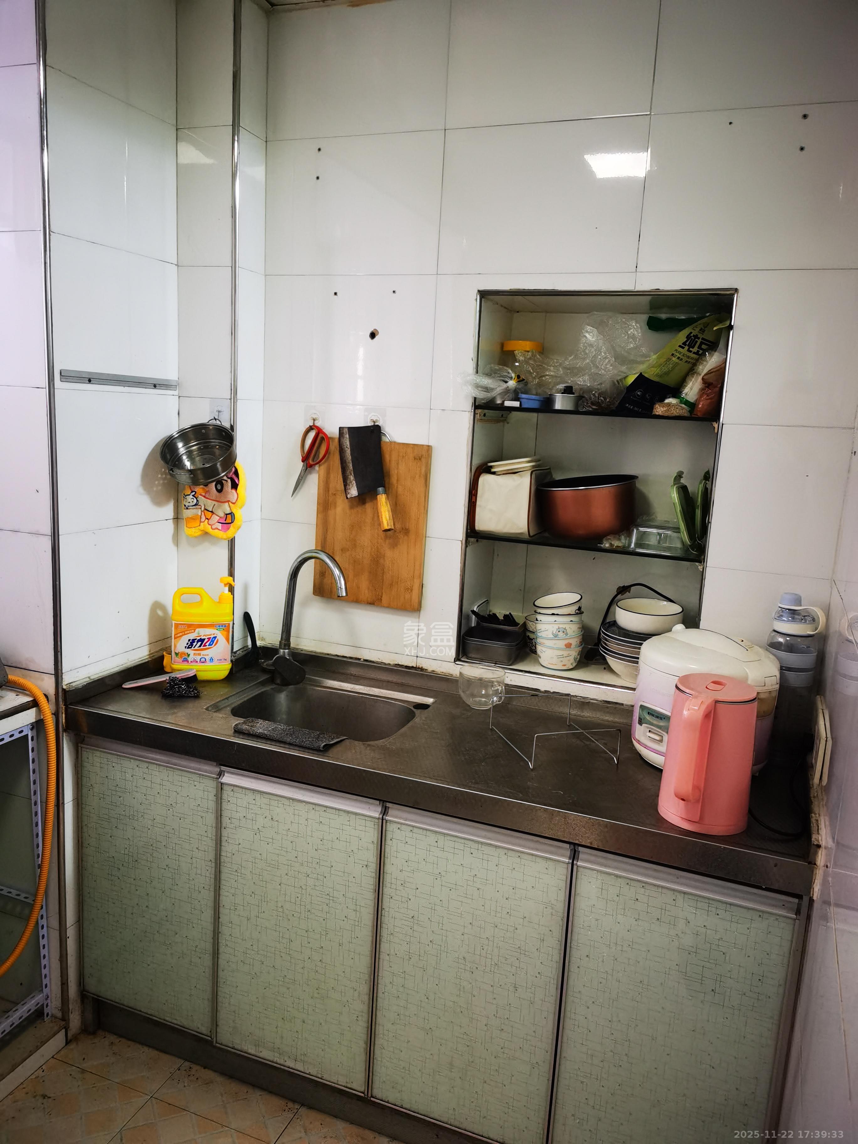 湘江宾馆宿舍 2室1厅1卫 1700.0元/月 湘江宾馆宿舍 2室1厅1卫 1700.0元/月室内图