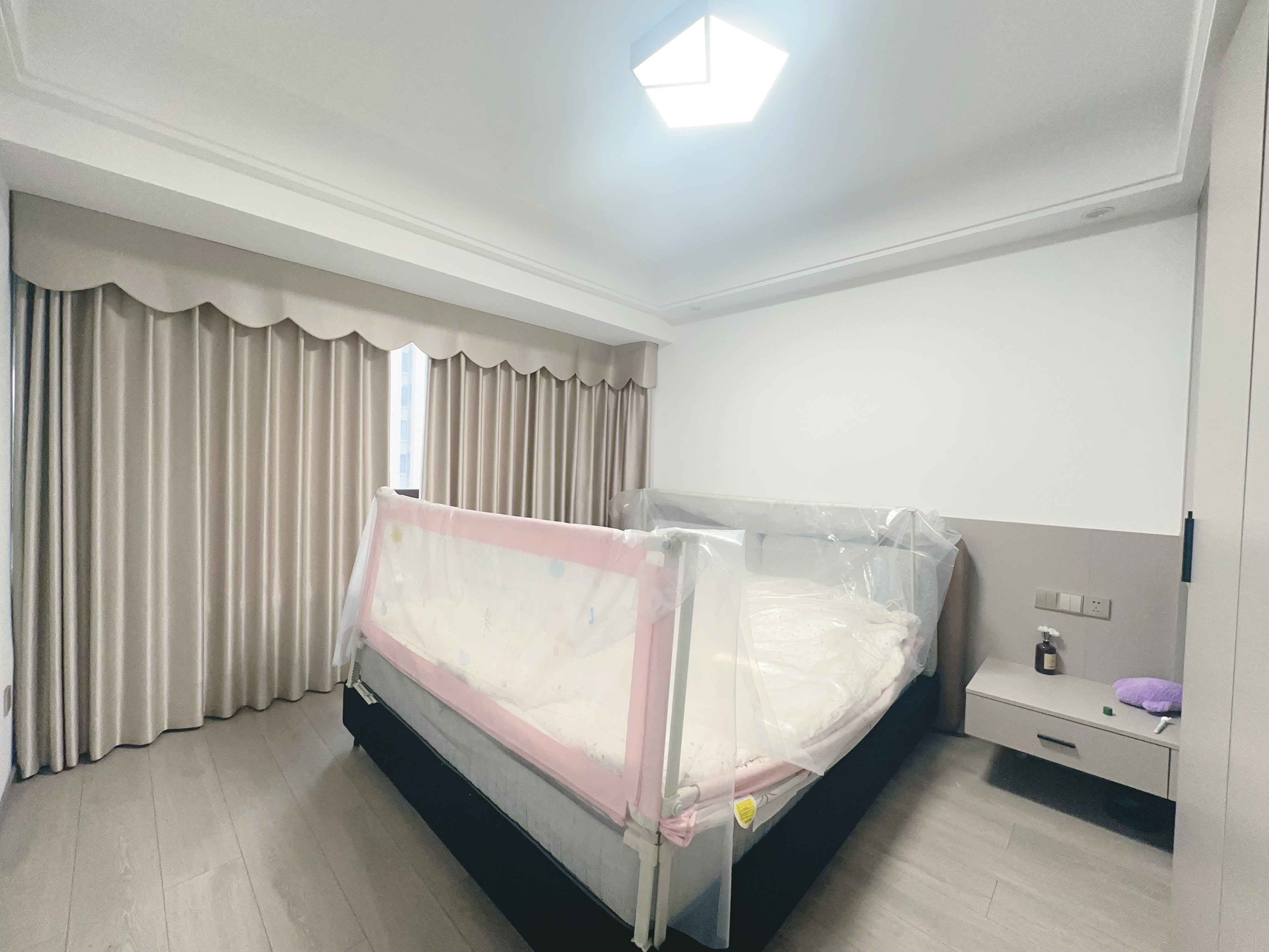 东宸江山里 4室2厅2卫 3000.0元/月 东宸江山里 4室2厅2卫 3000.0元/月室内图