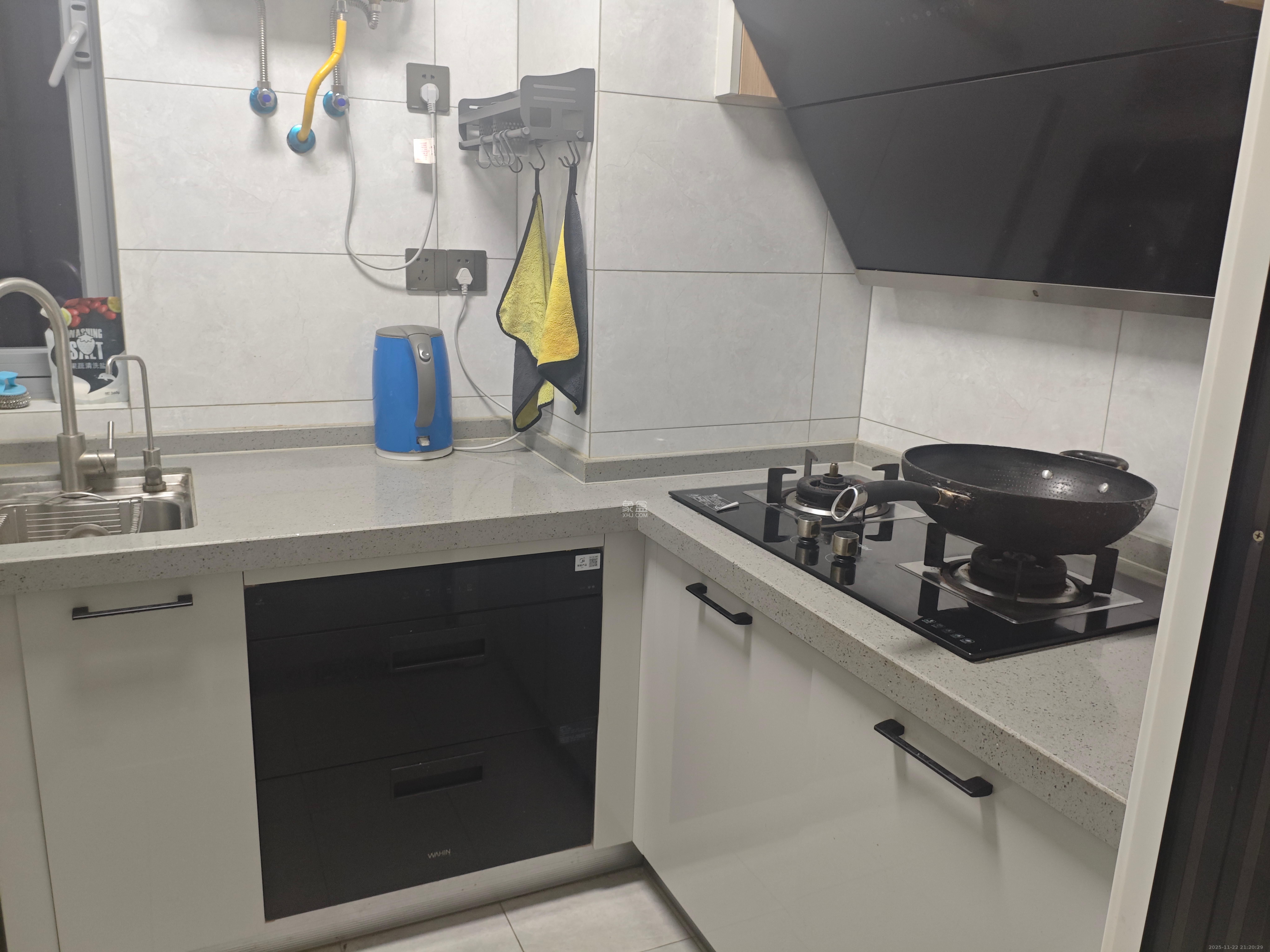 保利天禧D区  3室2厅1卫    4000.0元/月室内图