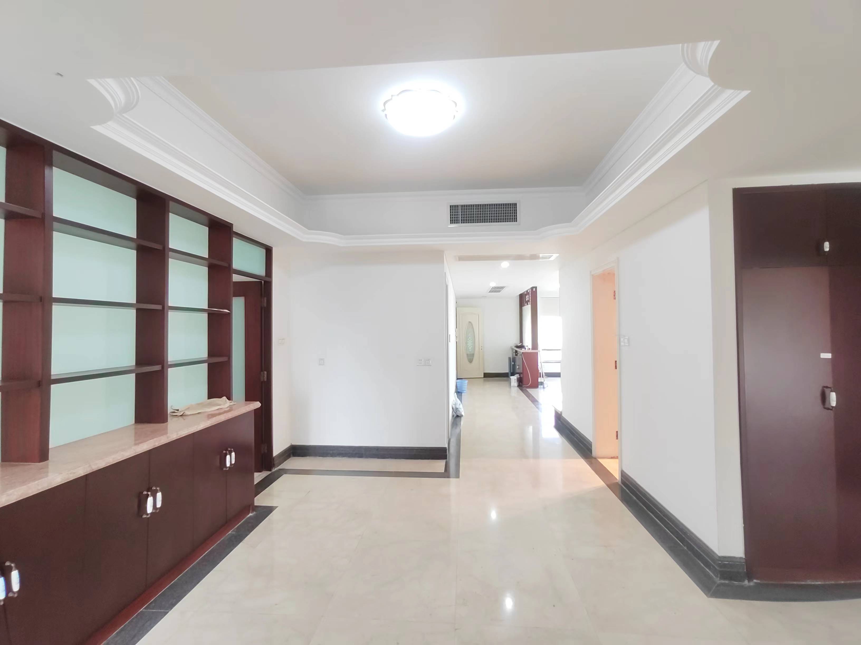 紫荆信息公寓  5室2厅2卫    11000.0元/月室内图