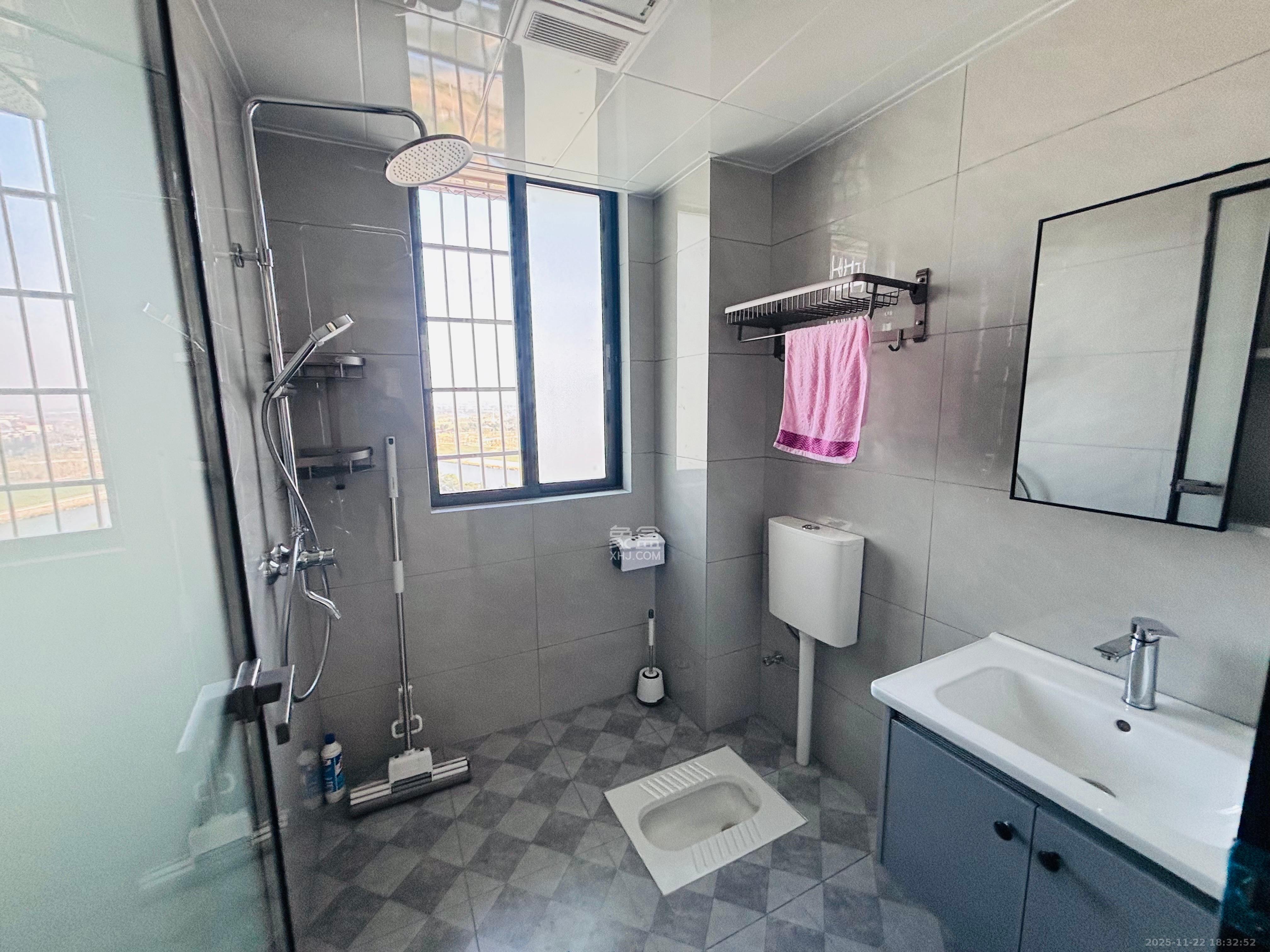 和景家园二期 2室2厅1卫 1800.0元/月 和景家园二期 2室2厅1卫 1800.0元/月室内图