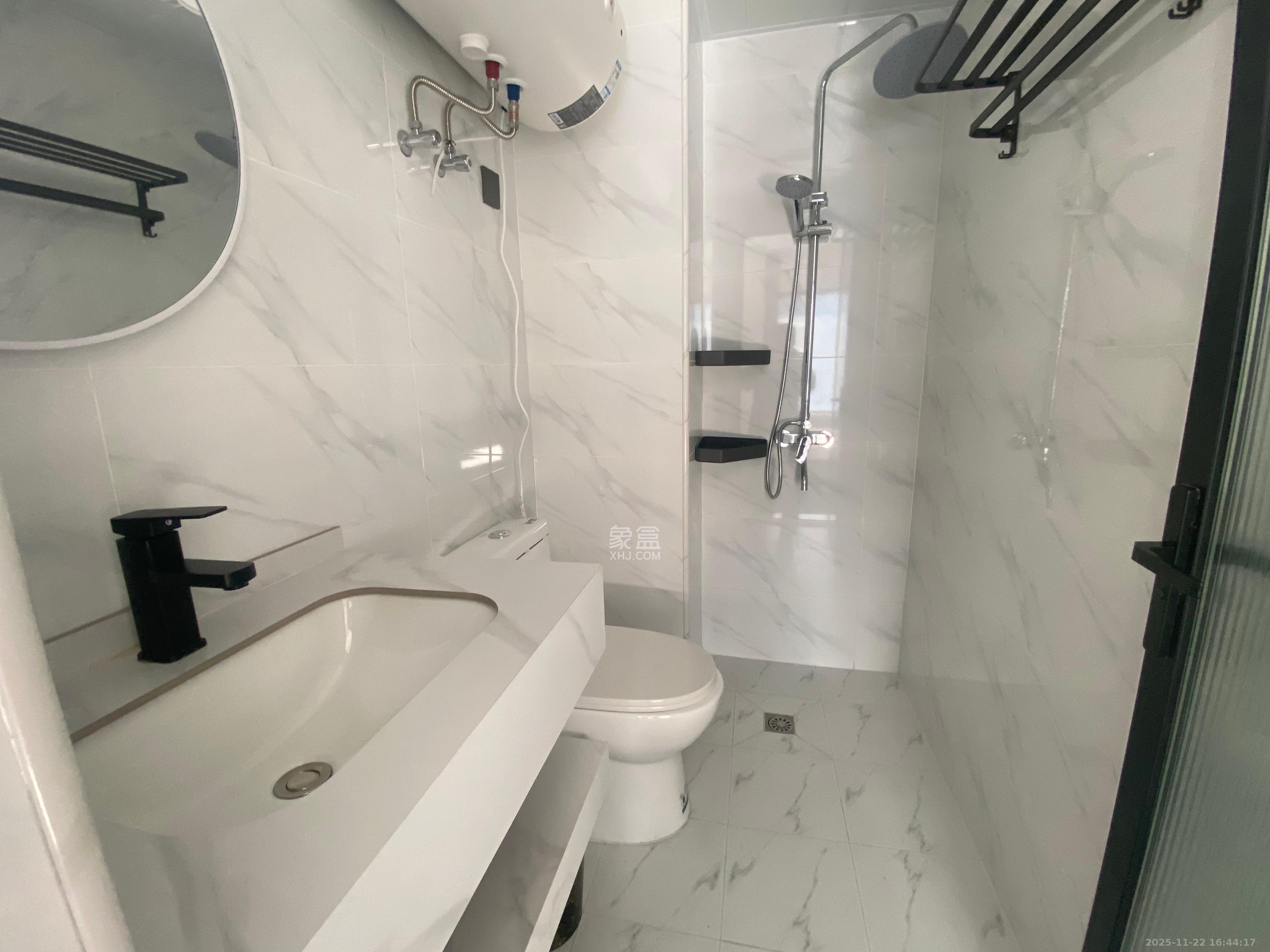 金地峯范 1室0厅0卫 1800.0元/月 金地峯范 1室0厅0卫 1800.0元/月室内图