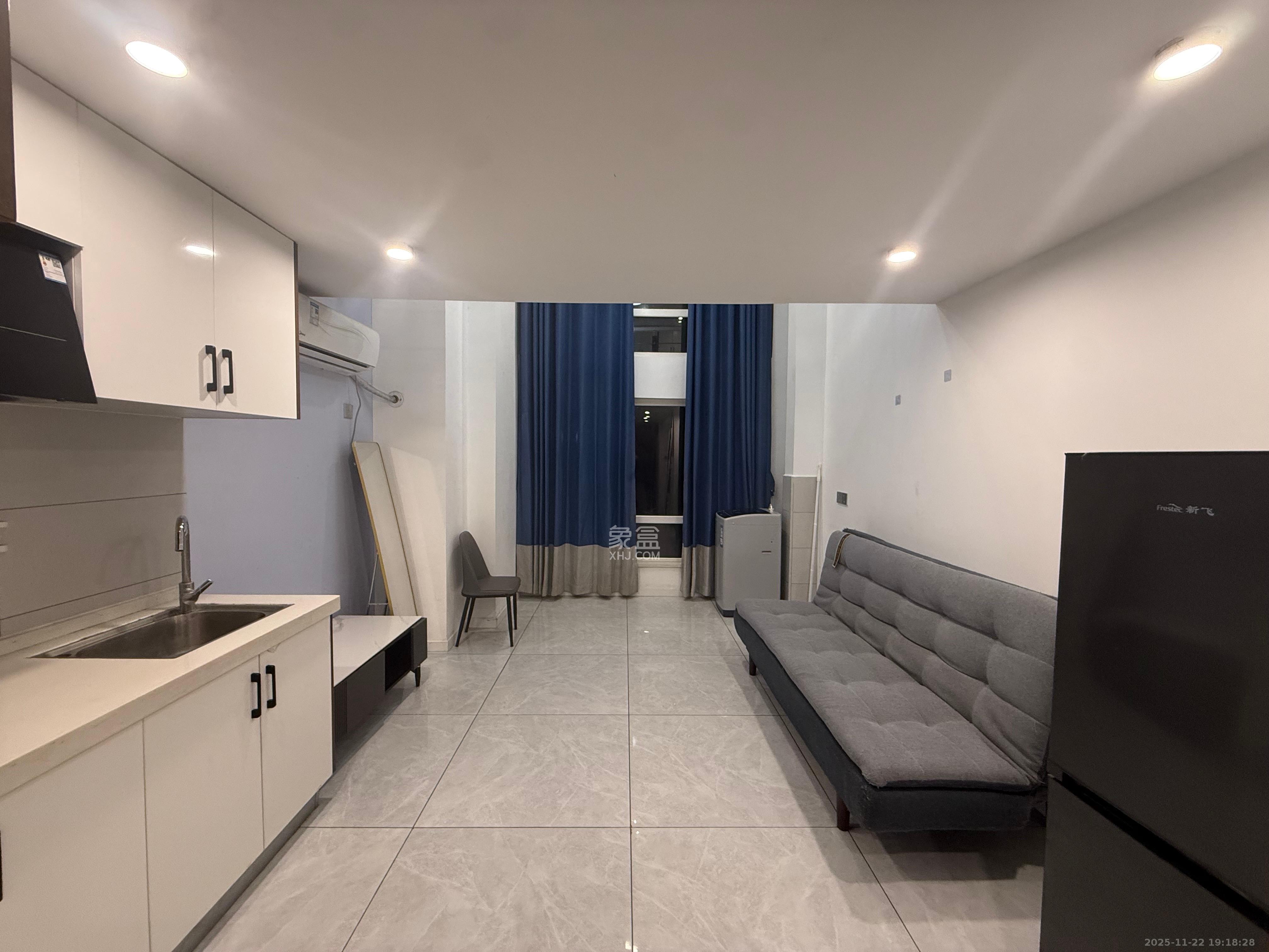 金地铂悦  1室0厅0卫    1500.0元/月室内图1