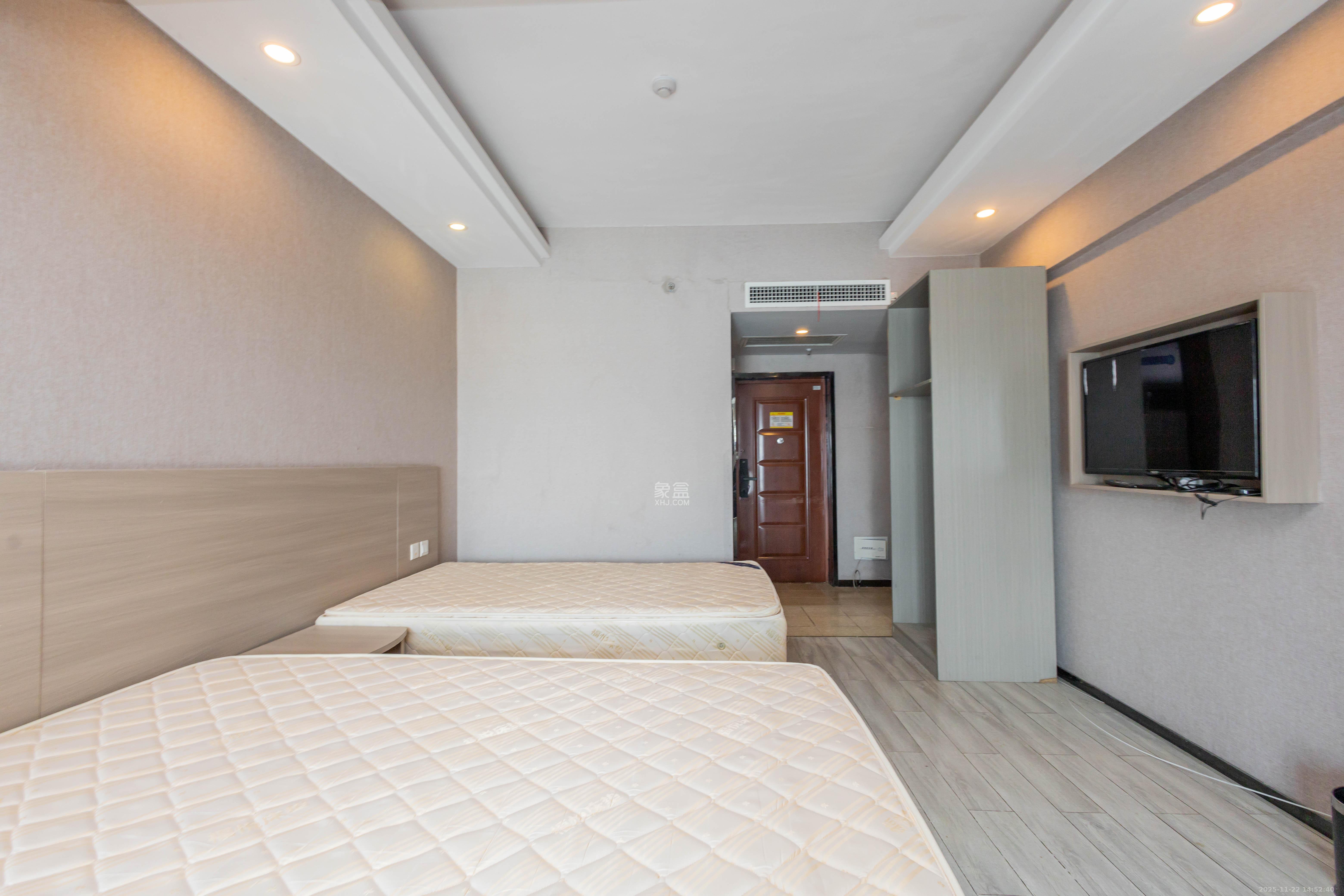 方略90公馆  1室1厅1卫    18.9万客厅