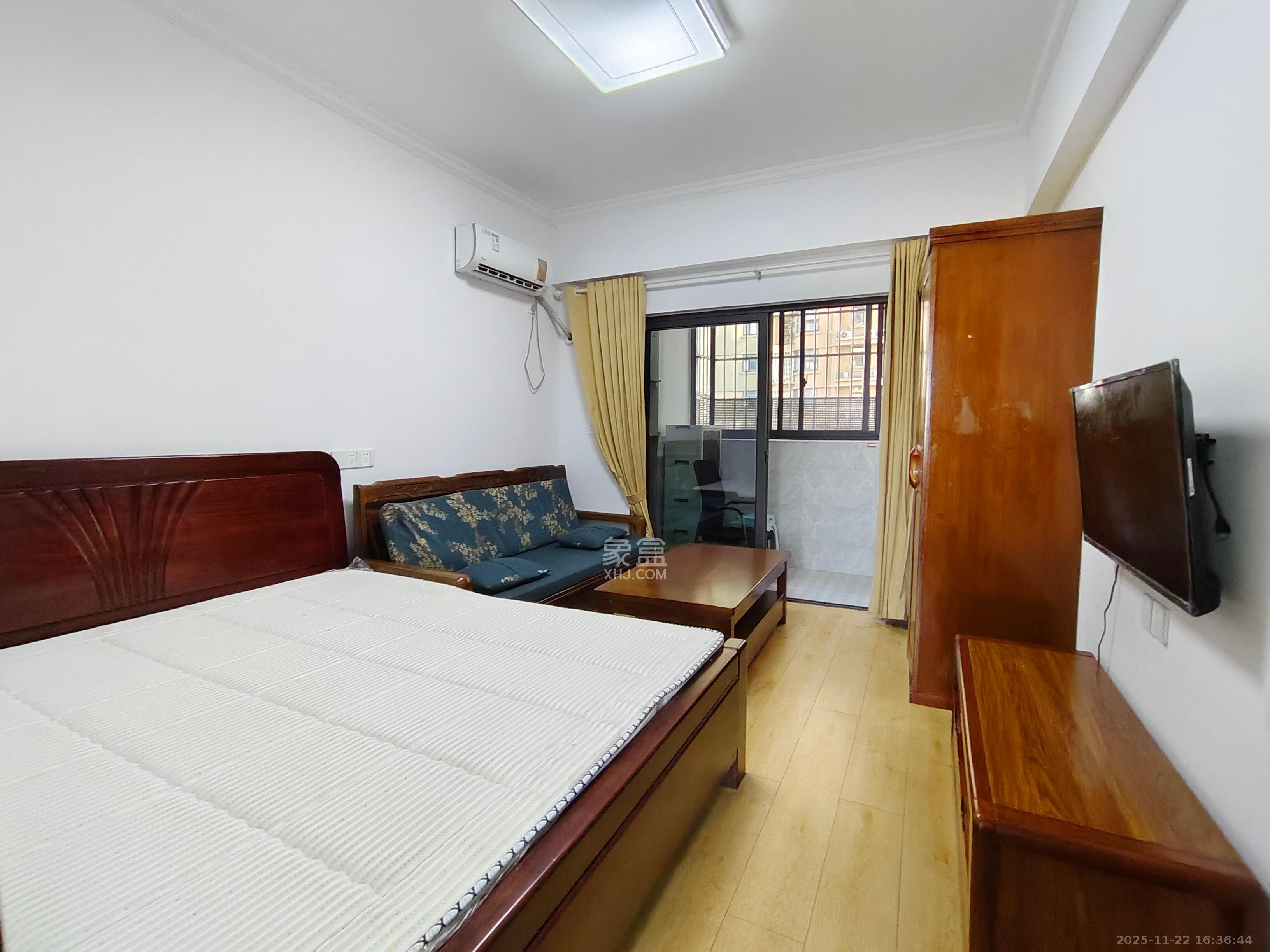 嘉雨兴园 1室1厅1卫 1700.0元/月 嘉雨兴园 1室1厅1卫 1700.0元/月室内图