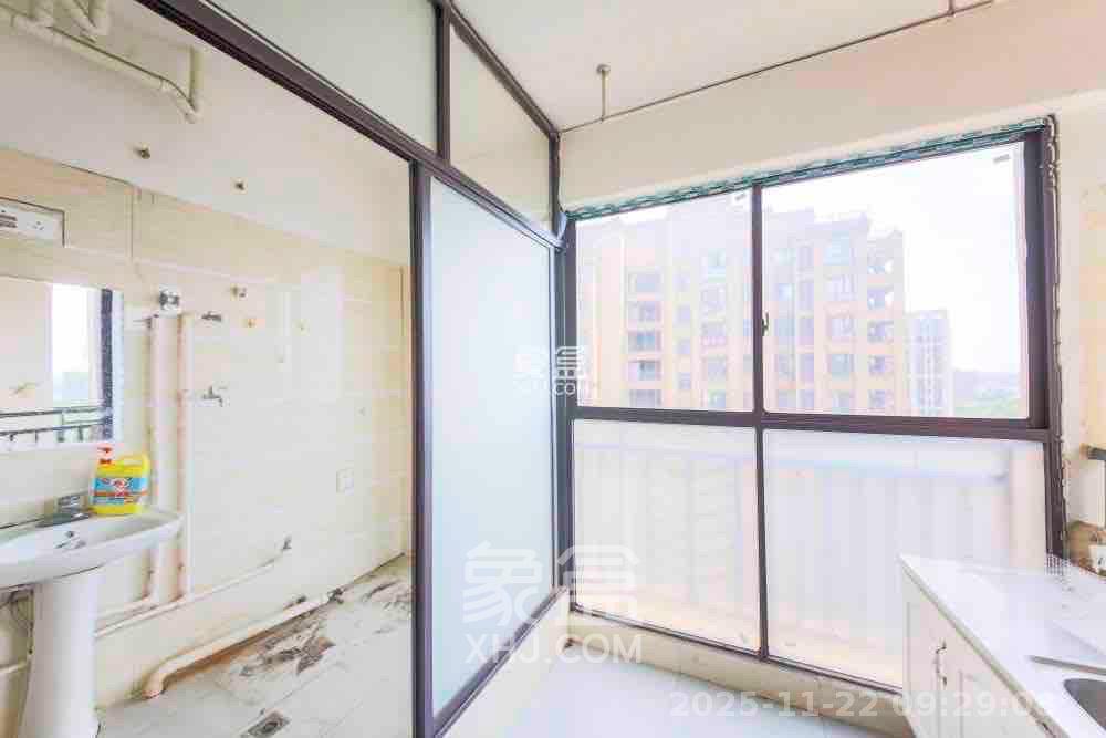 奥林匹克花园贡院一期  4室2厅2卫    1500.0元/月室内图