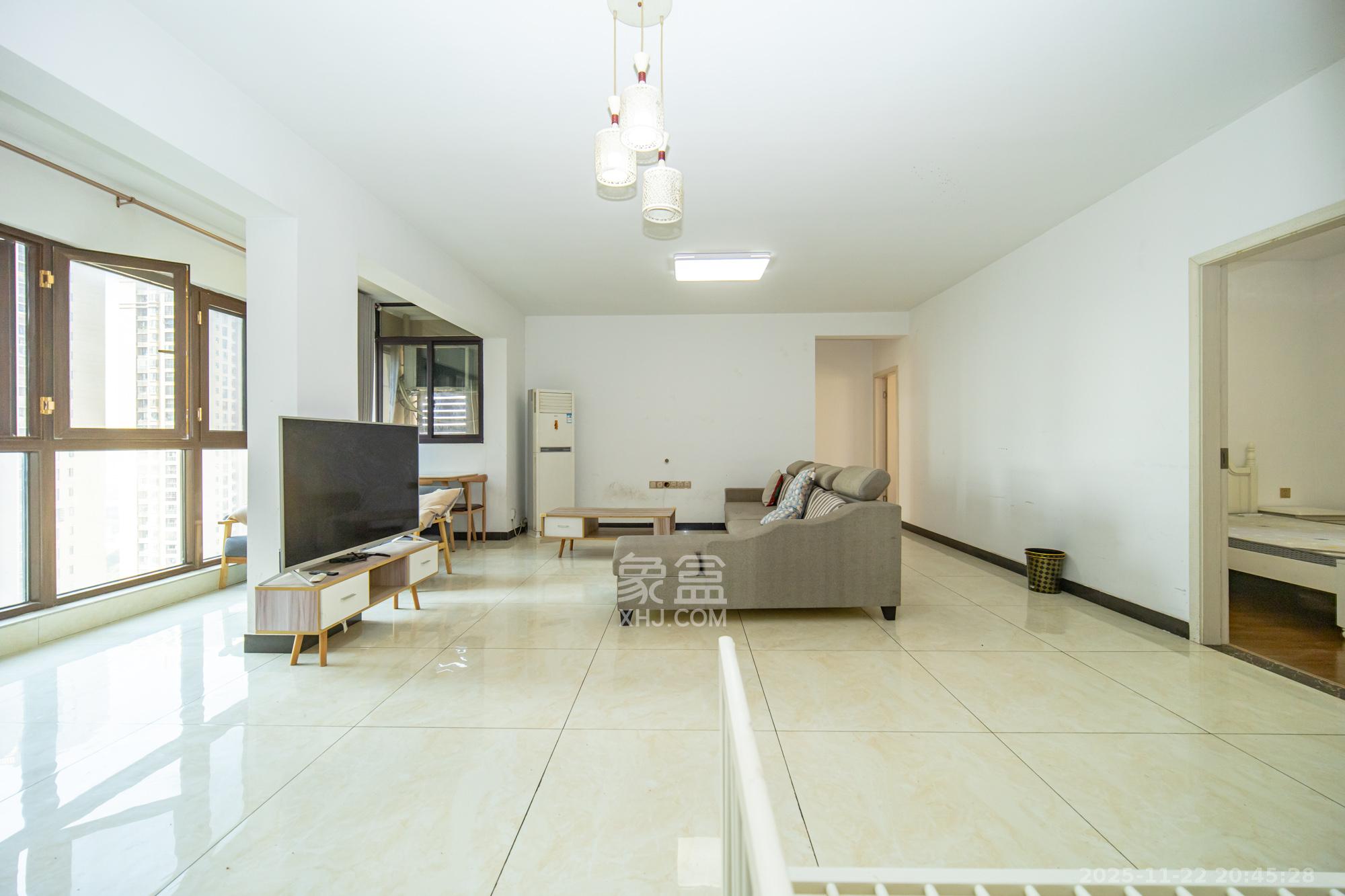 金科时代中心  4室2厅1卫    90.0万