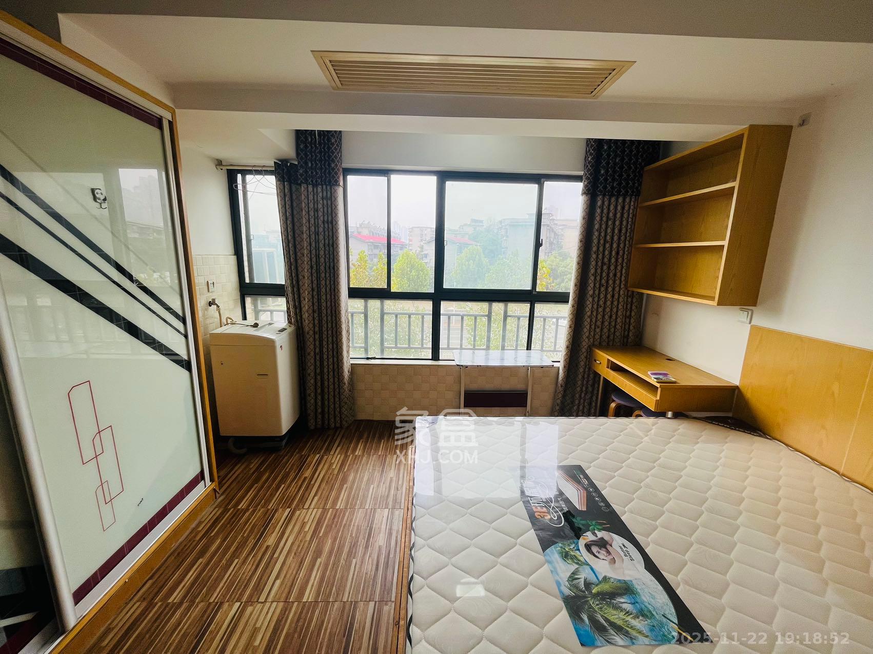 都市兰亭 1室1厅1卫 1600.0元/月 都市兰亭 1室1厅1卫 1600.0元/月室内图