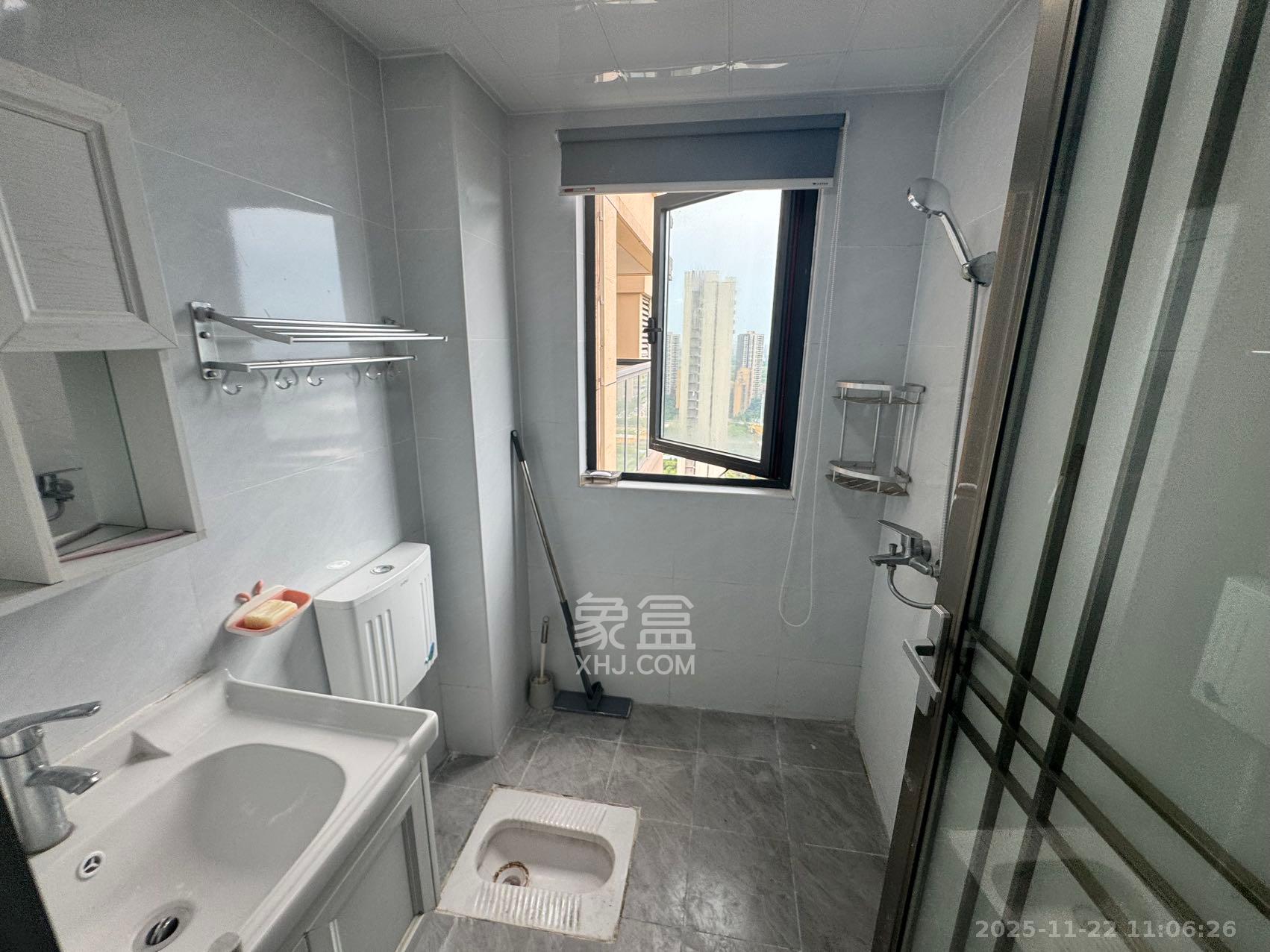 长房东旭国际 3室2厅1卫 2700.0元/月 长房东旭国际 3室2厅1卫 2700.0元/月室内图