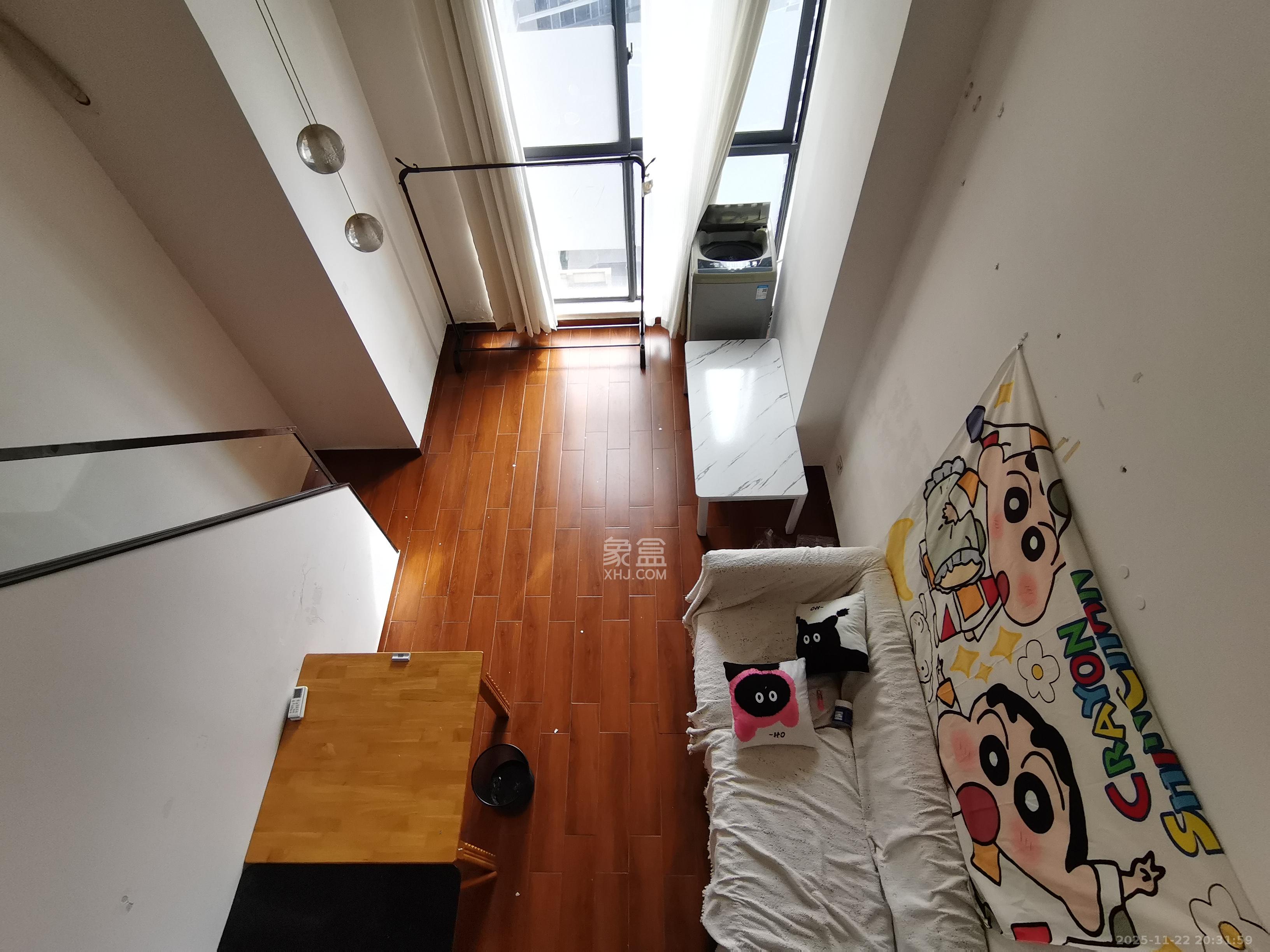 兰亭湾畔  1室1厅1卫    1600.0元/月