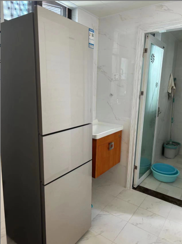 保利中央海岸一二期 3室2厅2卫 3300.0元/月 保利中央海岸一二期 3室2厅2卫 3300.0元/月室内图