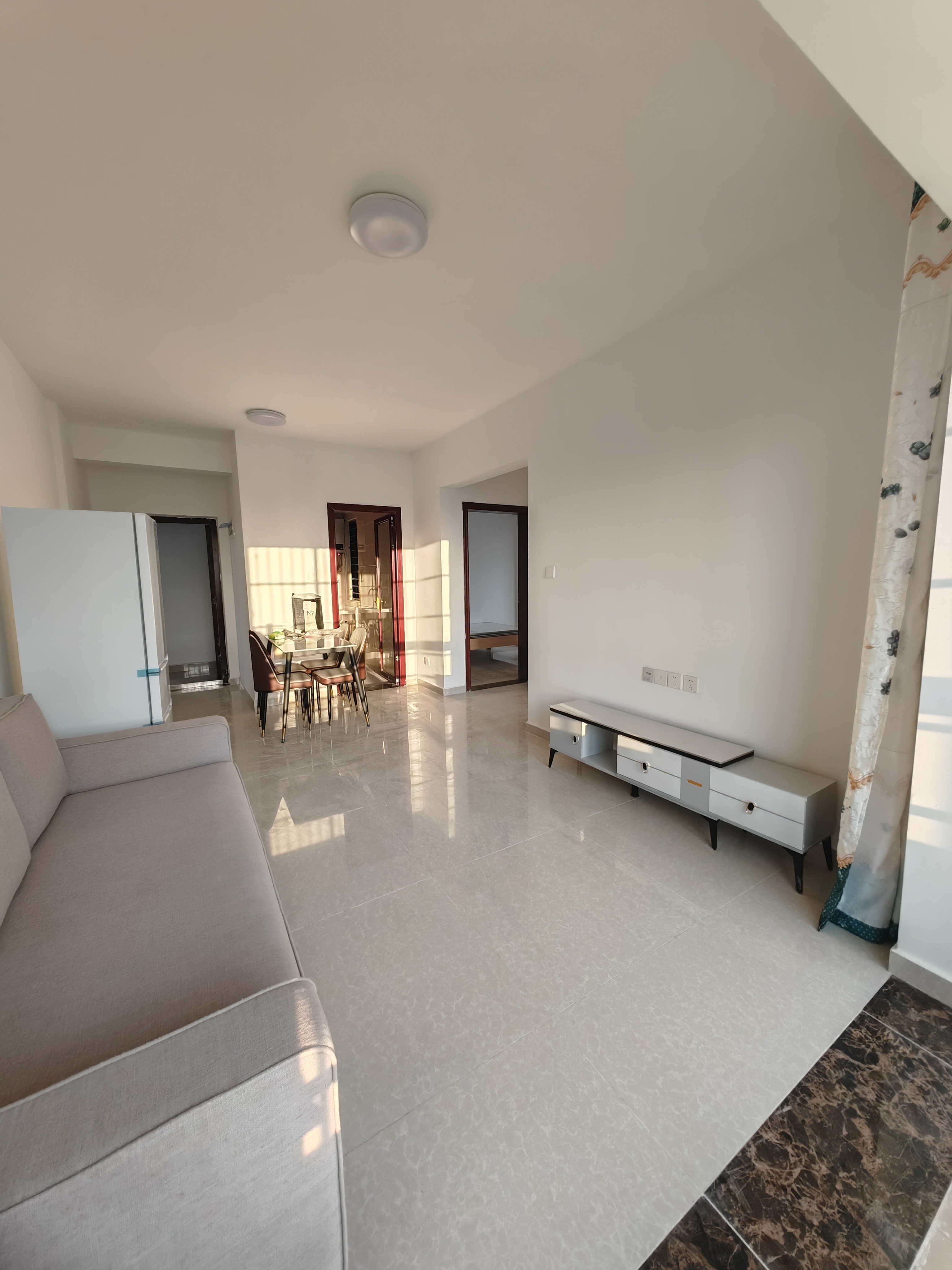 坡巷雅苑 2室2厅1卫 2500.0元/月 坡巷雅苑 2室2厅1卫 2500.0元/月室内图