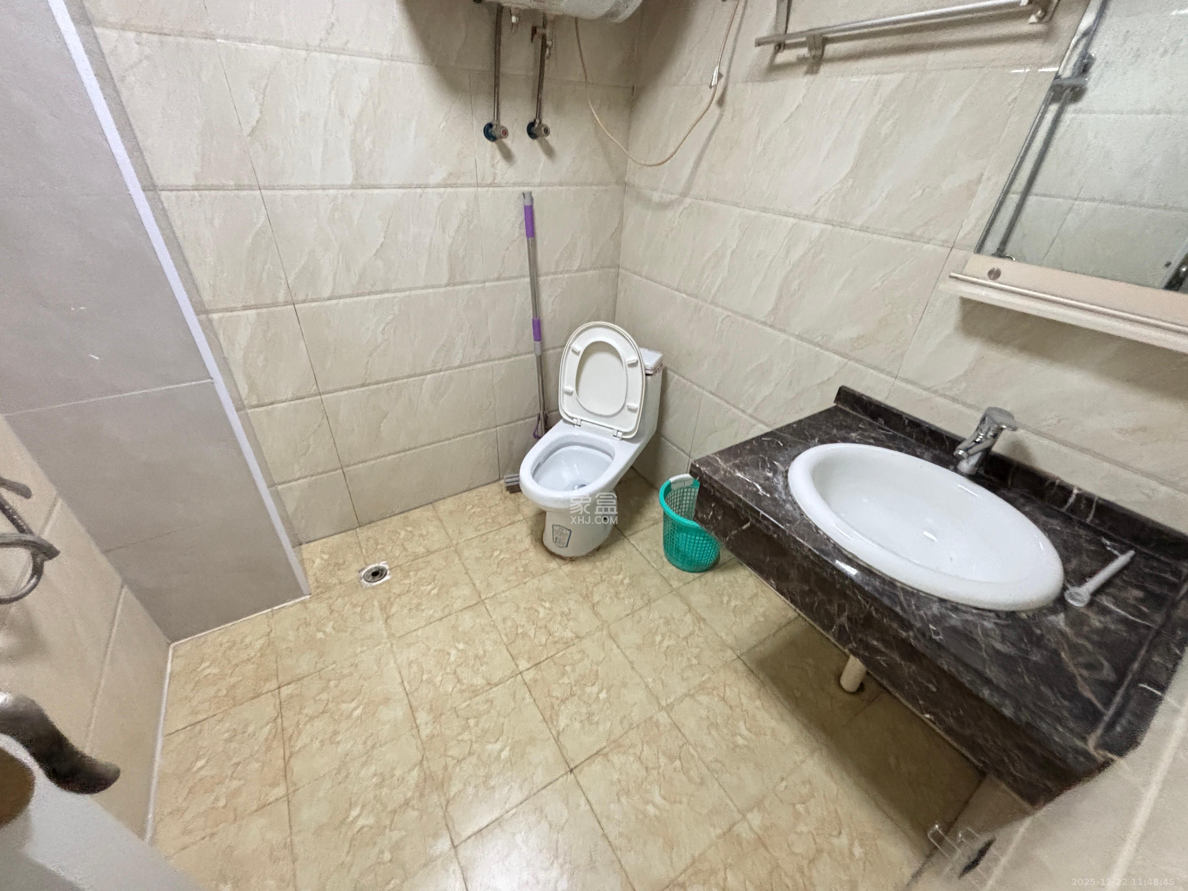 钱隆樽品(一、二、三期) 1室1厅1卫 1500.0元/月 钱隆樽品(一、二、三期) 1室1厅1卫 1500.0元/月室内图