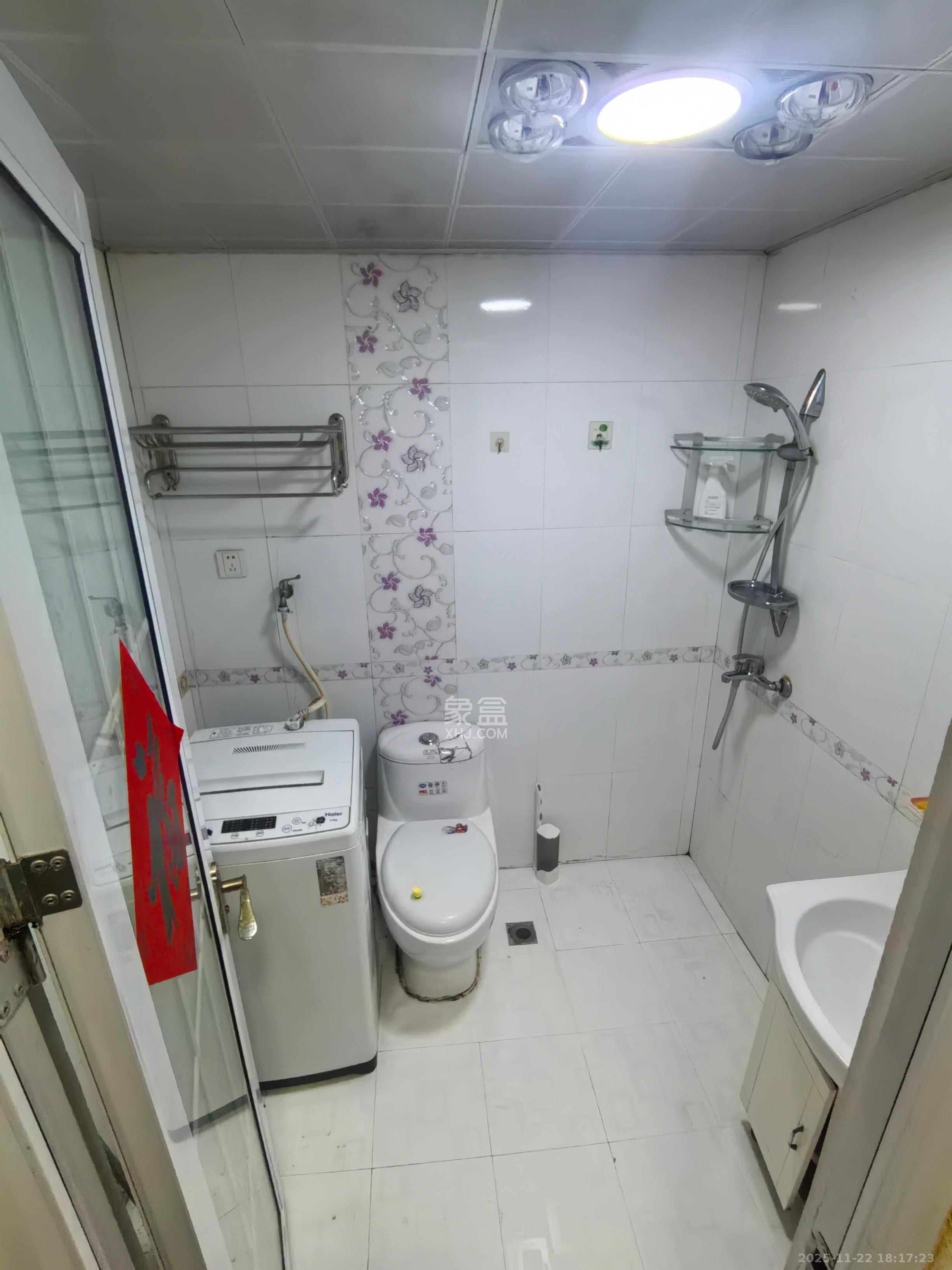 天健芙蓉盛世一期 1室1厅1卫 1500.0元/月 天健芙蓉盛世一期 1室1厅1卫 1500.0元/月室内图