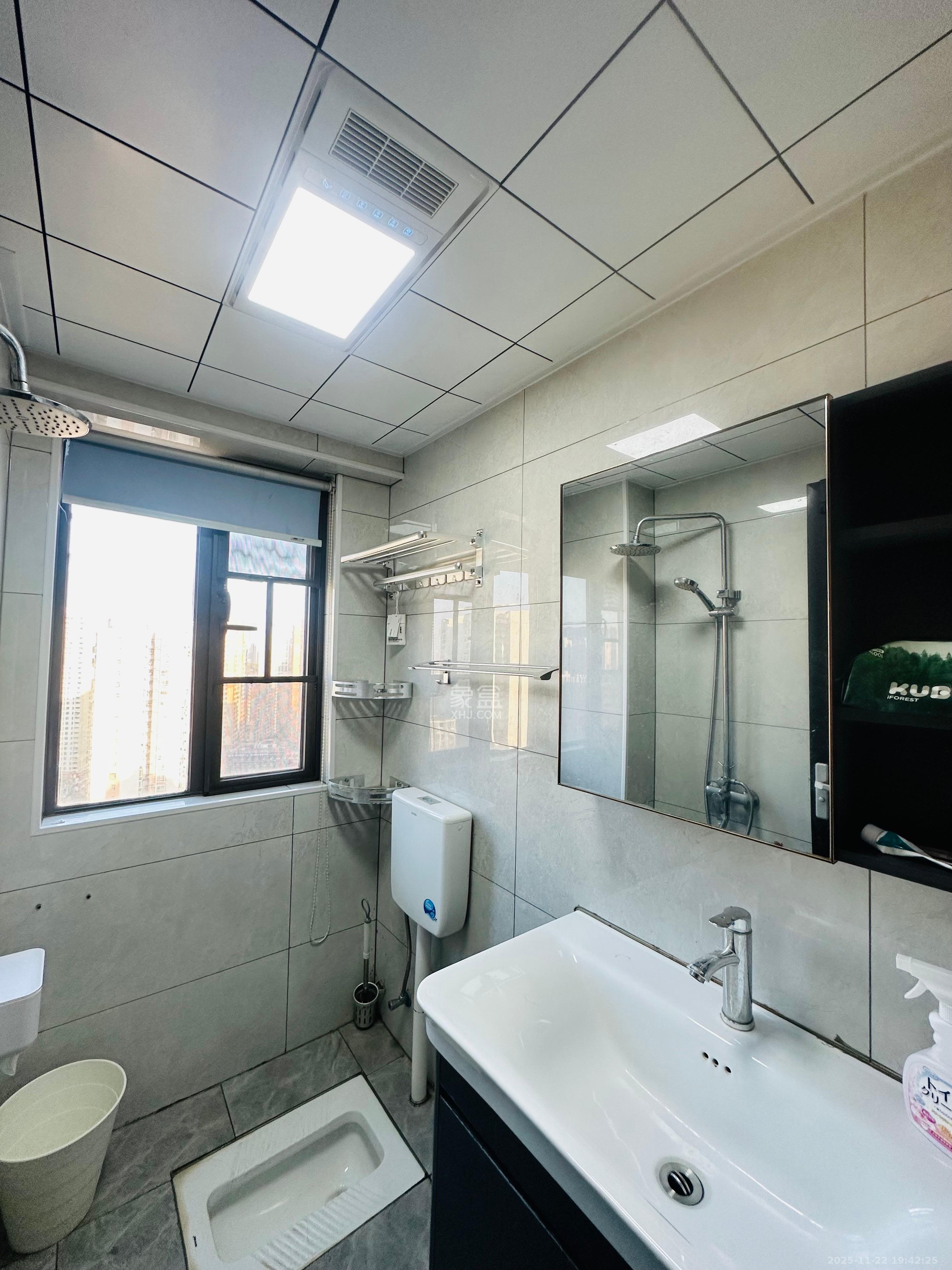 润芳园 1室0厅0卫 1600.0元/月 润芳园 1室0厅0卫 1600.0元/月室内图