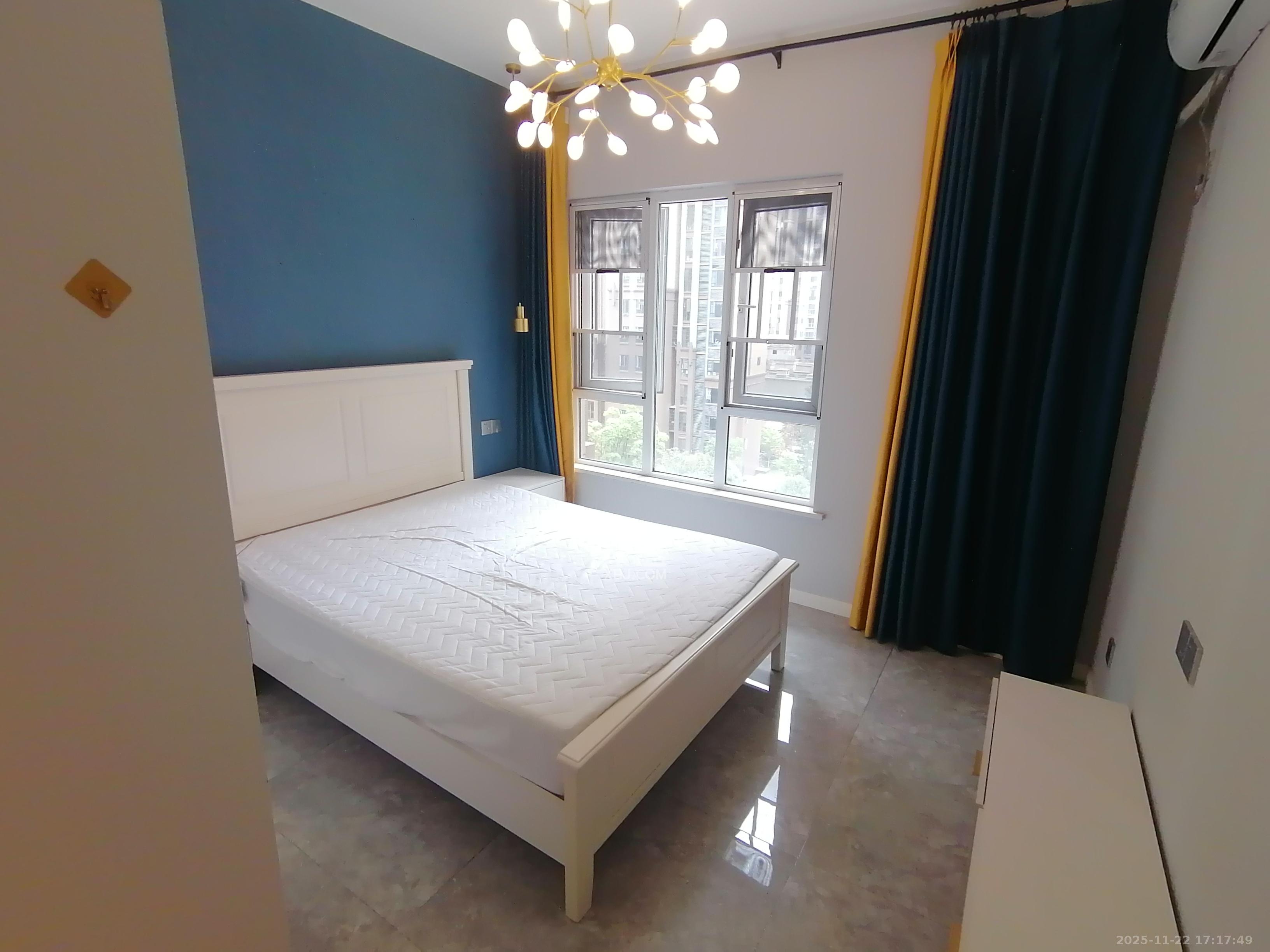 荣盛花语城  1室2厅1卫    2000.0元/月室内图