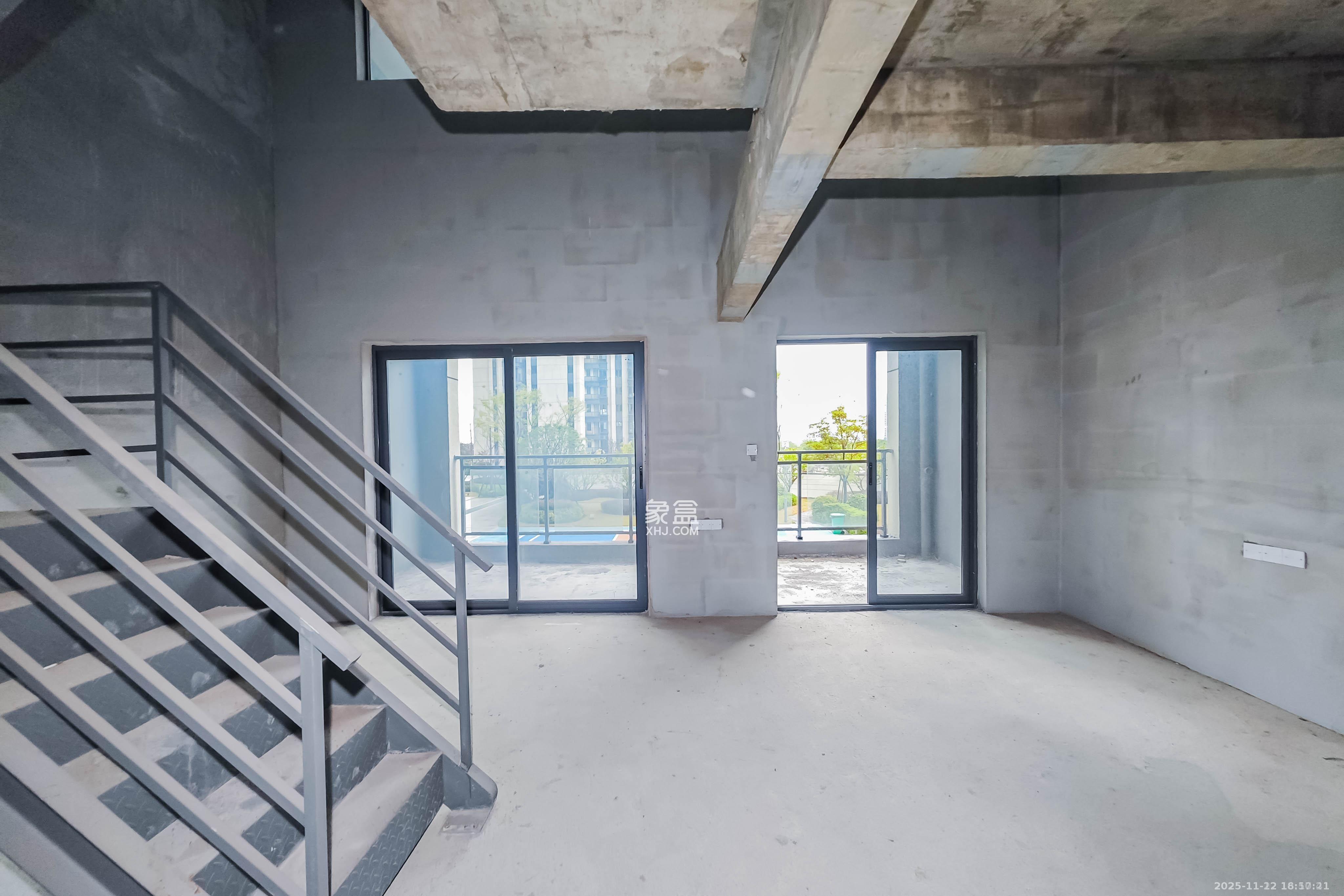 佳兆业城市广场  4室2厅2卫    2000.0元/月室内图1