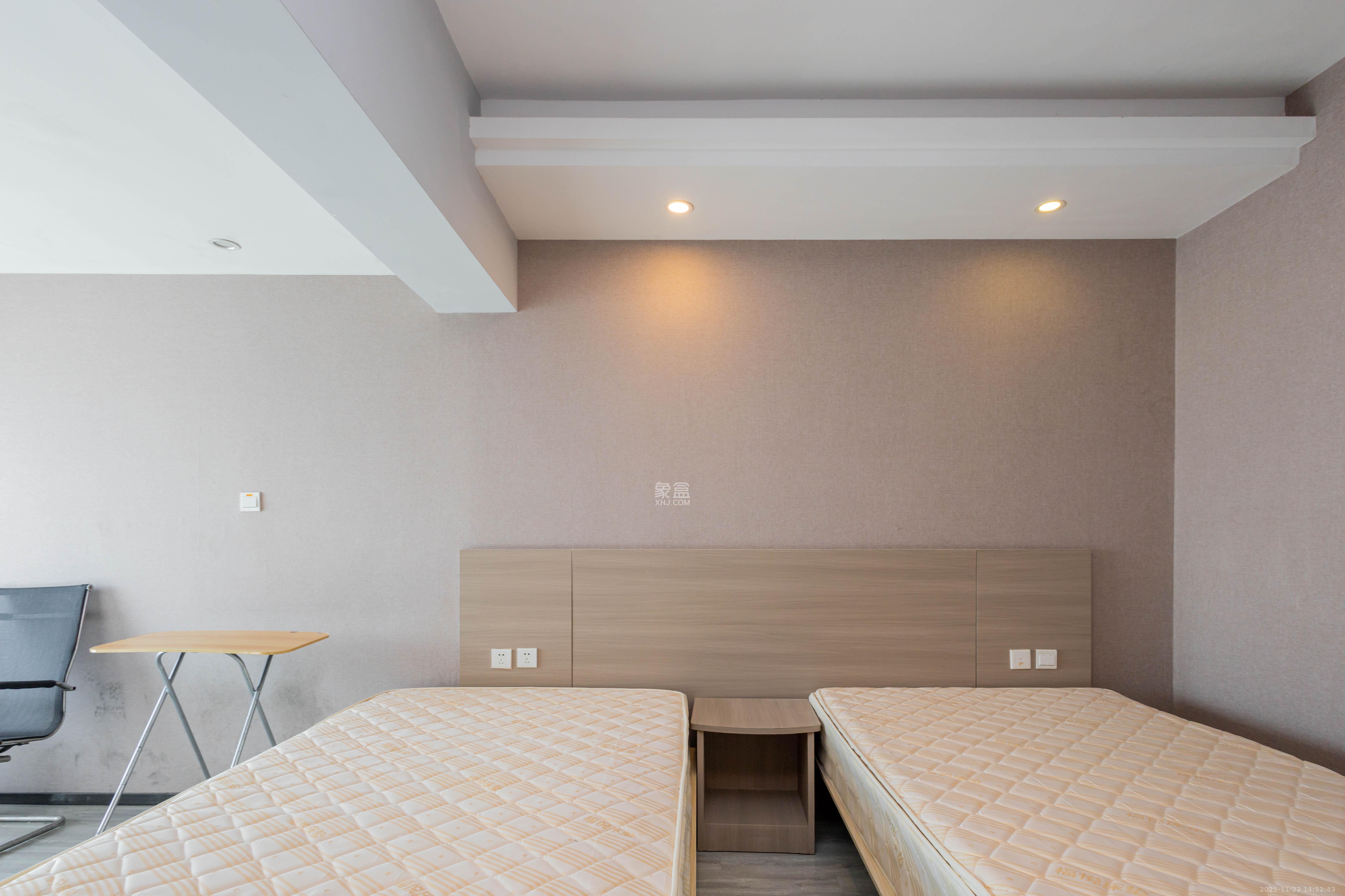 方略90公馆  1室1厅1卫    18.9万客厅