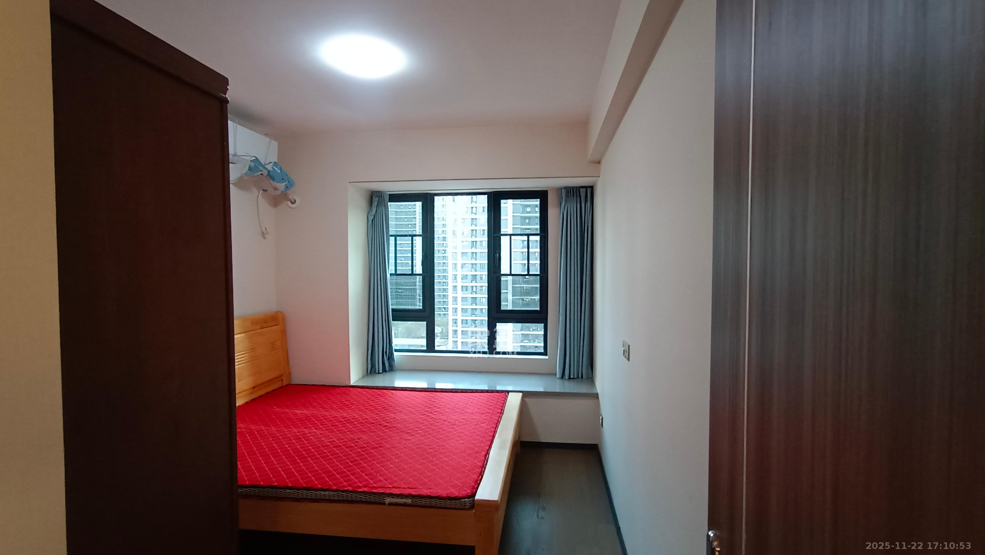 中海阅麓山二期 3室2厅2卫 3200.0元/月 中海阅麓山二期 3室2厅2卫 3200.0元/月室内图