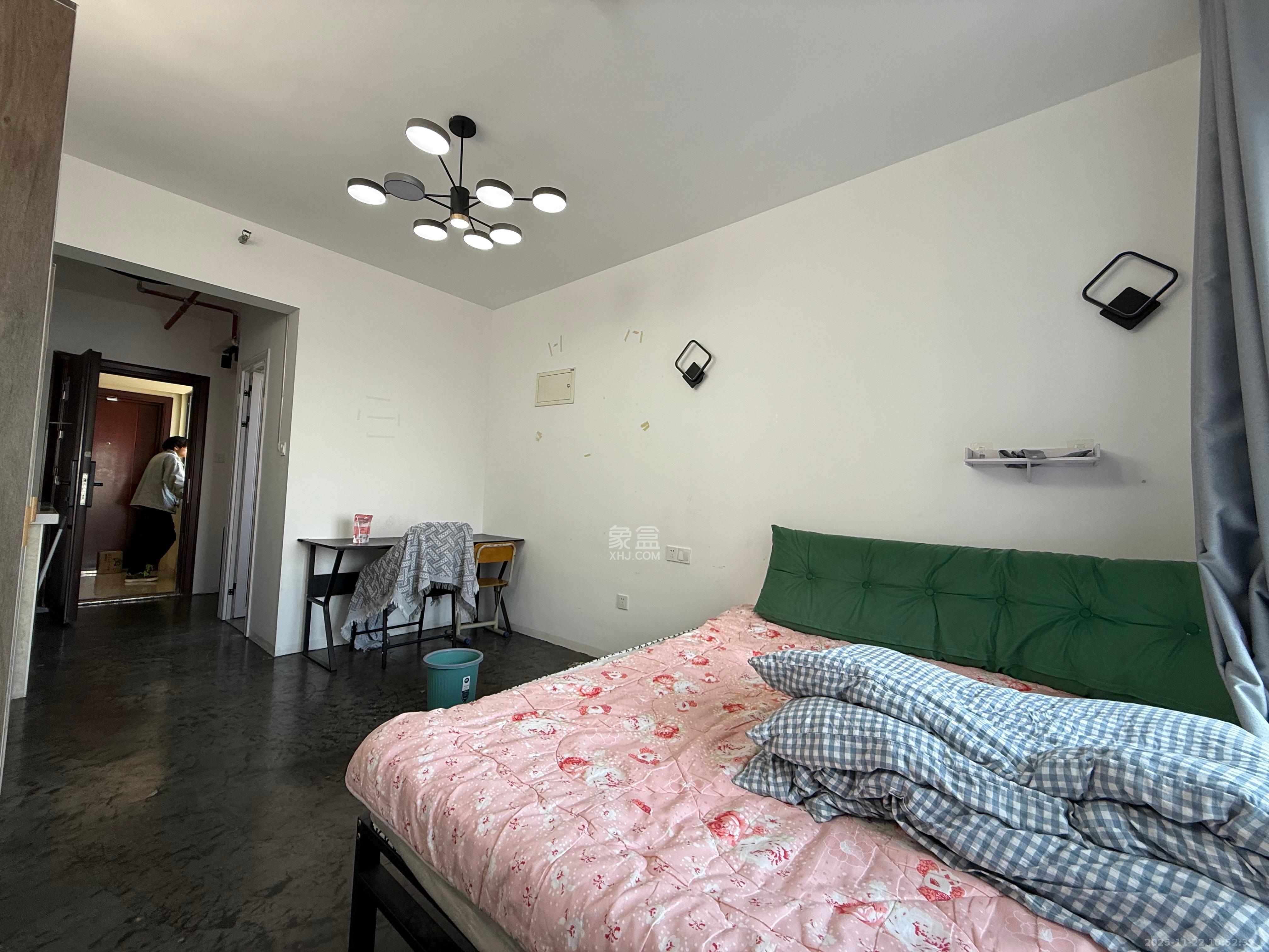 碧桂园城市之光 1室1厅1卫 1600.0元/月 碧桂园城市之光 1室1厅1卫 1600.0元/月室内图