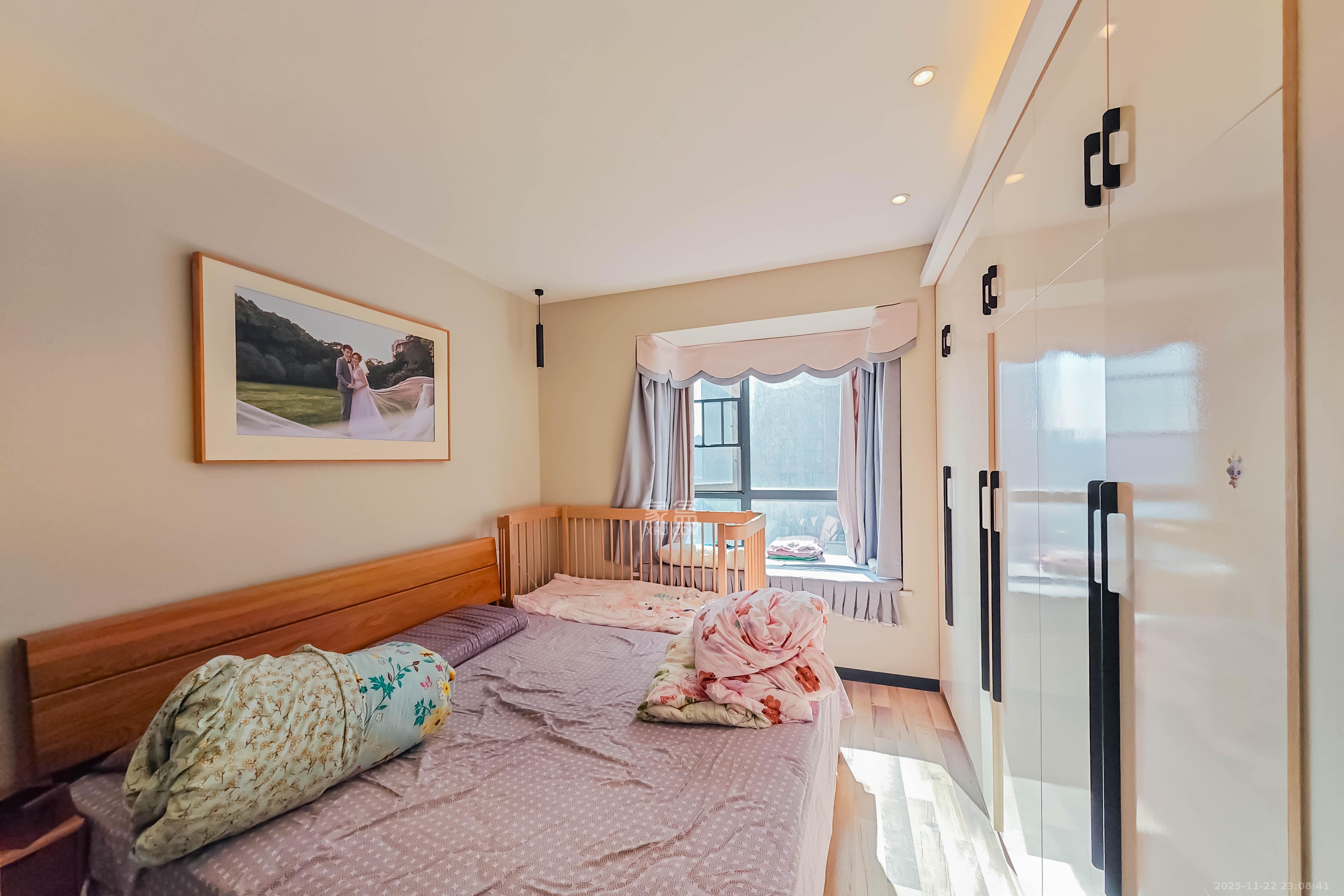 半山壹号 3室2厅2卫 135.0万 半山壹号 3室2厅2卫 135.0万其他