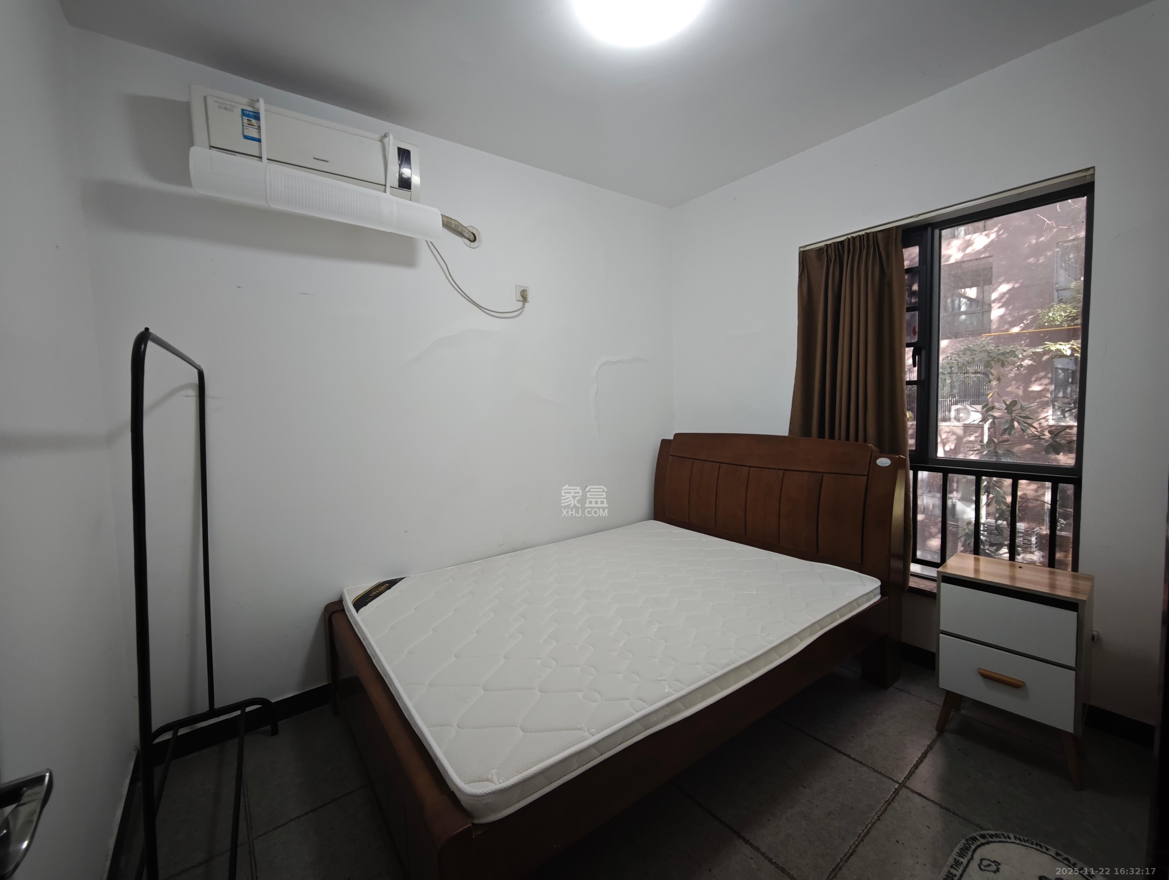 融科檀香山（融科紫檀、香山国际）  2室1厅1卫    2800.0元/月室内图