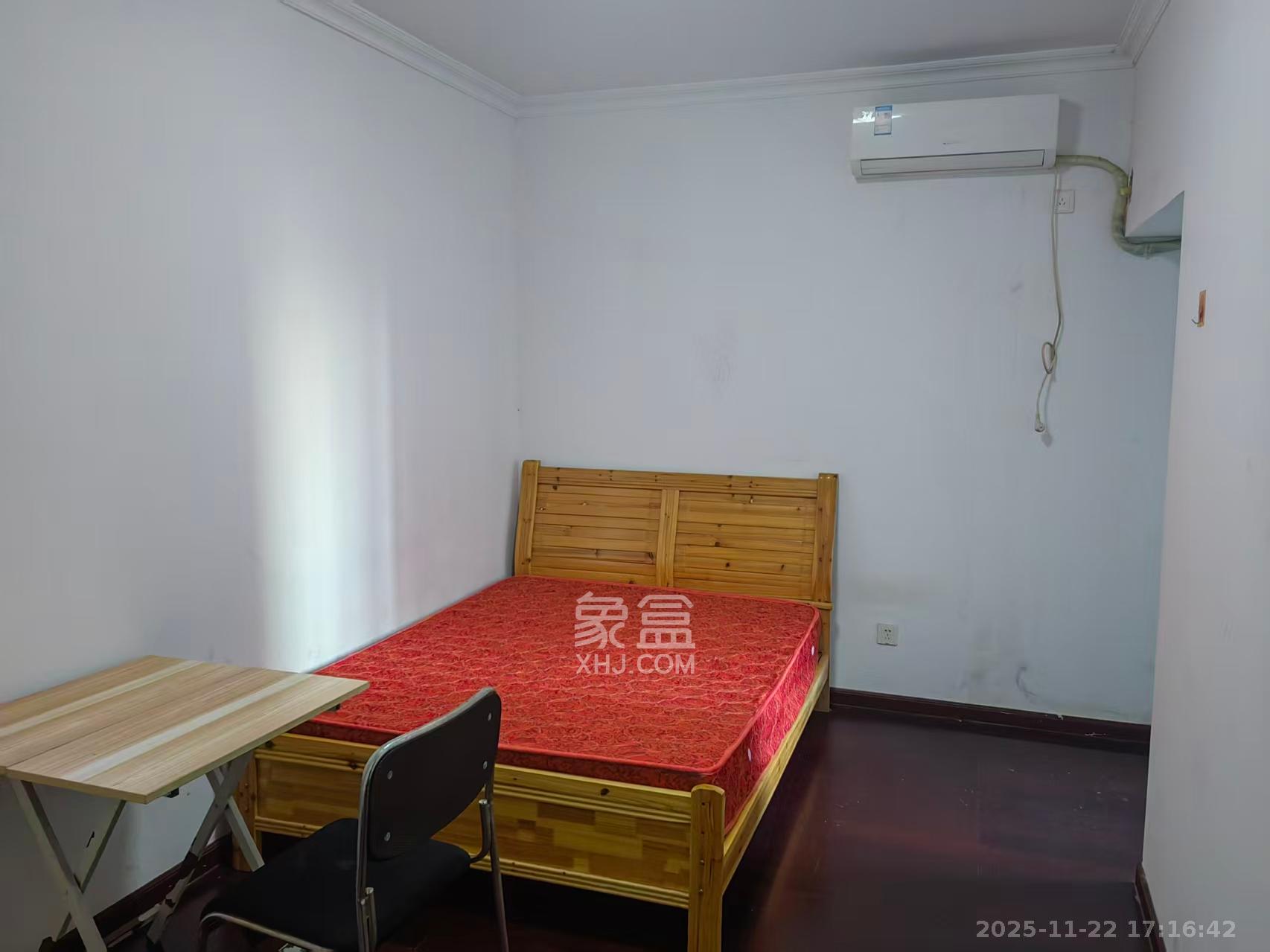 中海国际一期 3室2厅2卫 1600.0元/月 中海国际一期 3室2厅2卫 1600.0元/月室内图