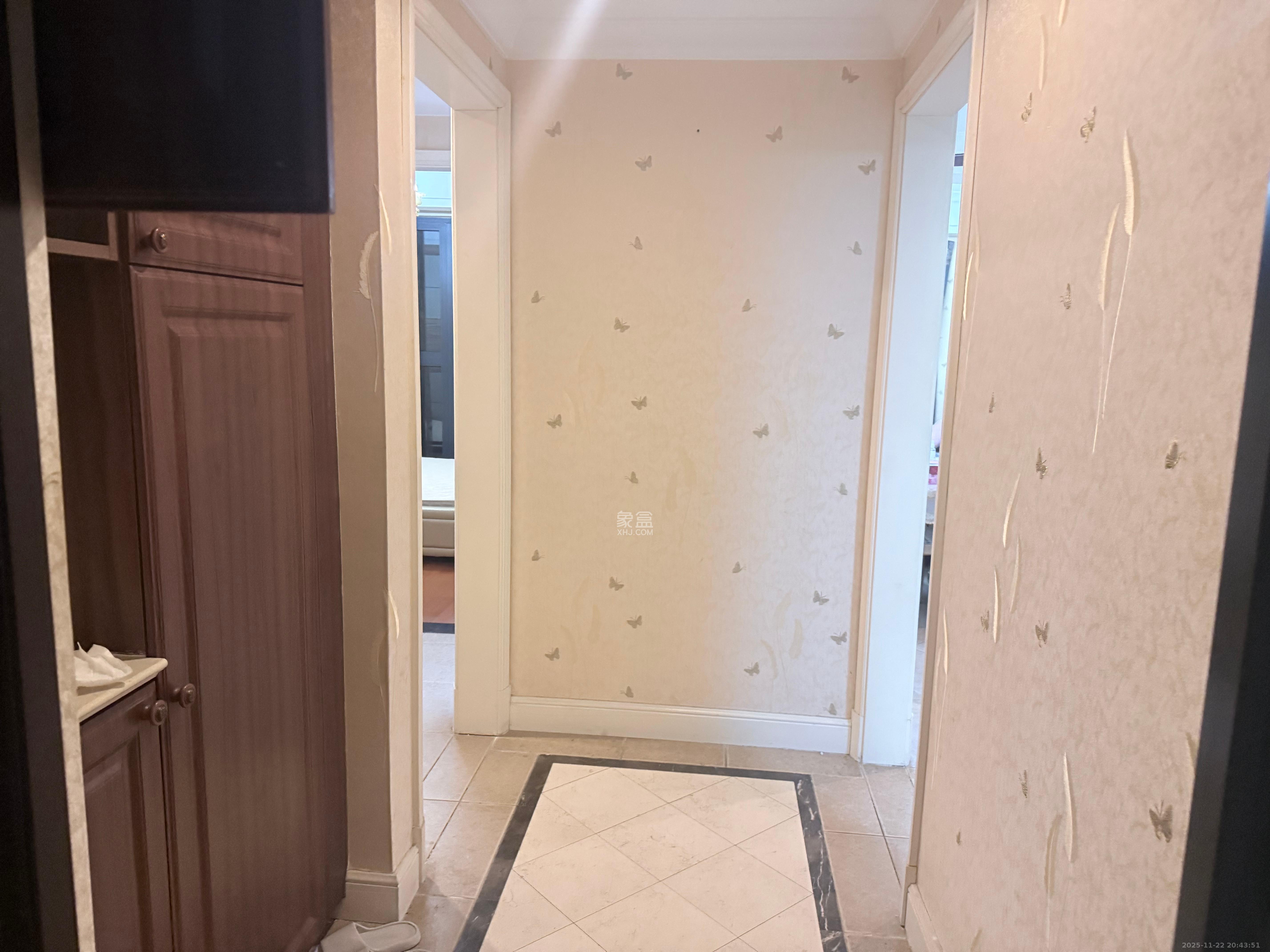 保利城（中航城国际社区、郡原美村）  1室1厅1卫    2200.0元/月室内图