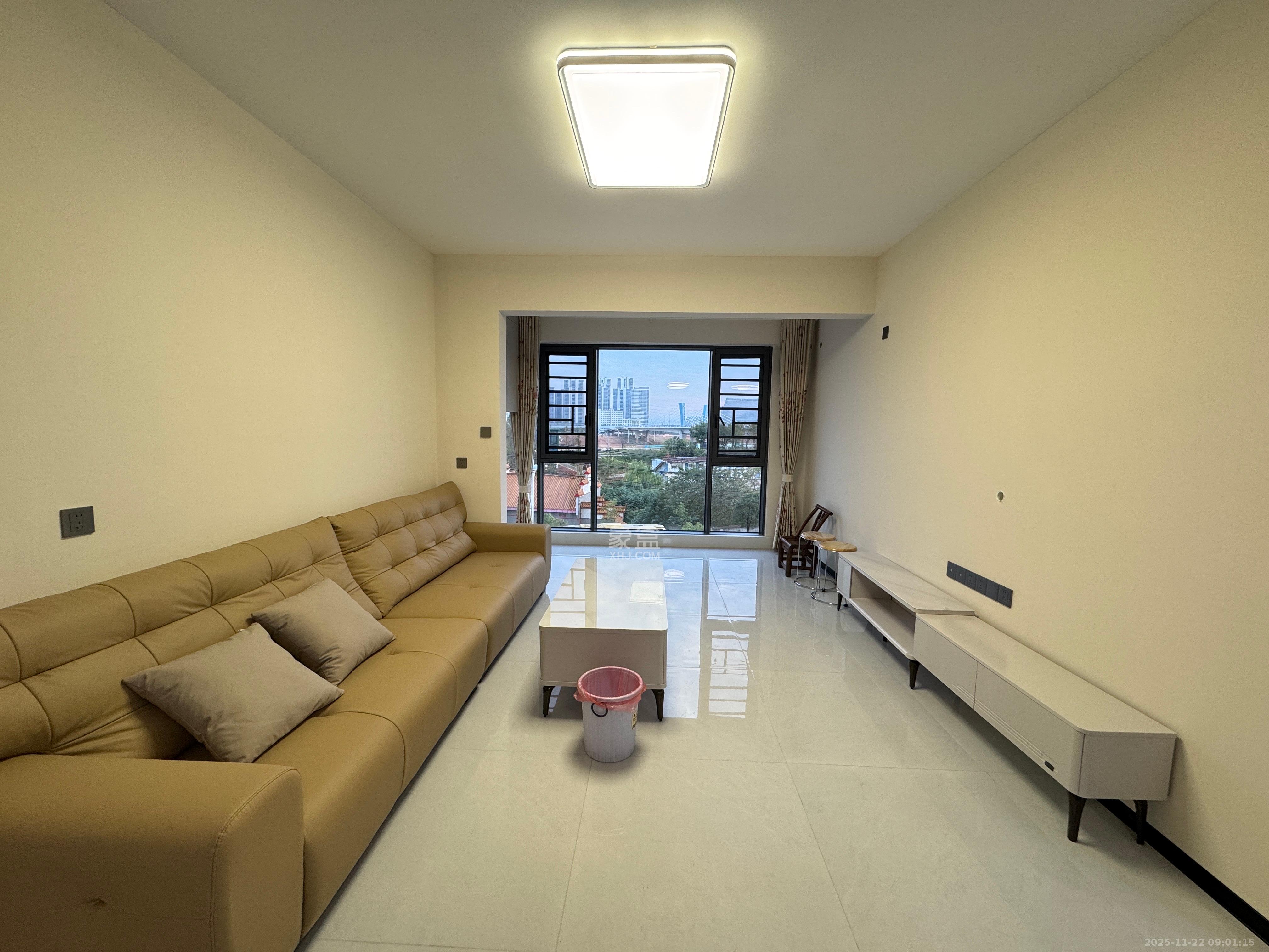 和景家园二期 1室0厅0卫 1800.0元/月 和景家园二期 1室0厅0卫 1800.0元/月室内图