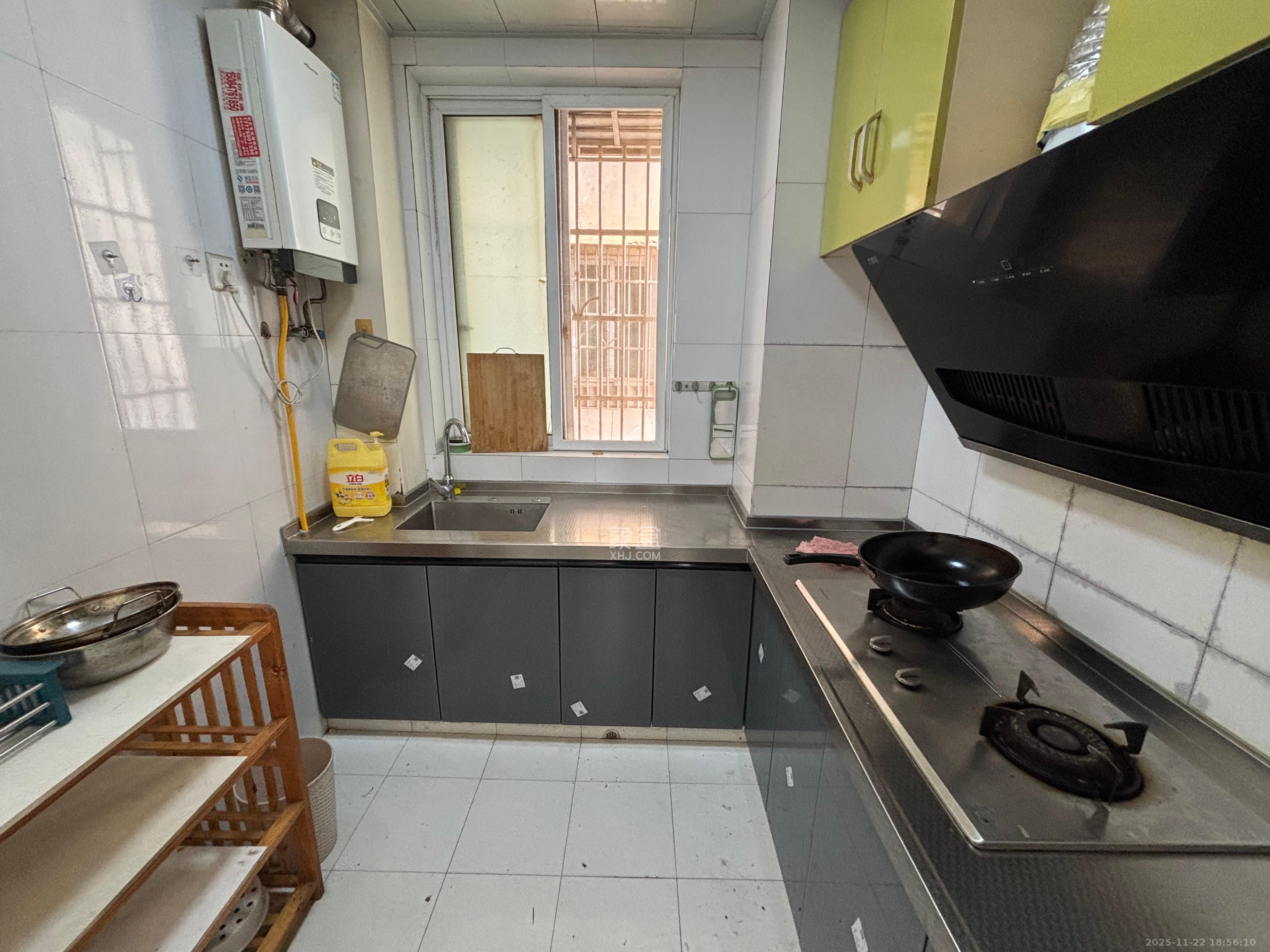 未来现代城  2室1厅1卫    1800.0元/月室内图