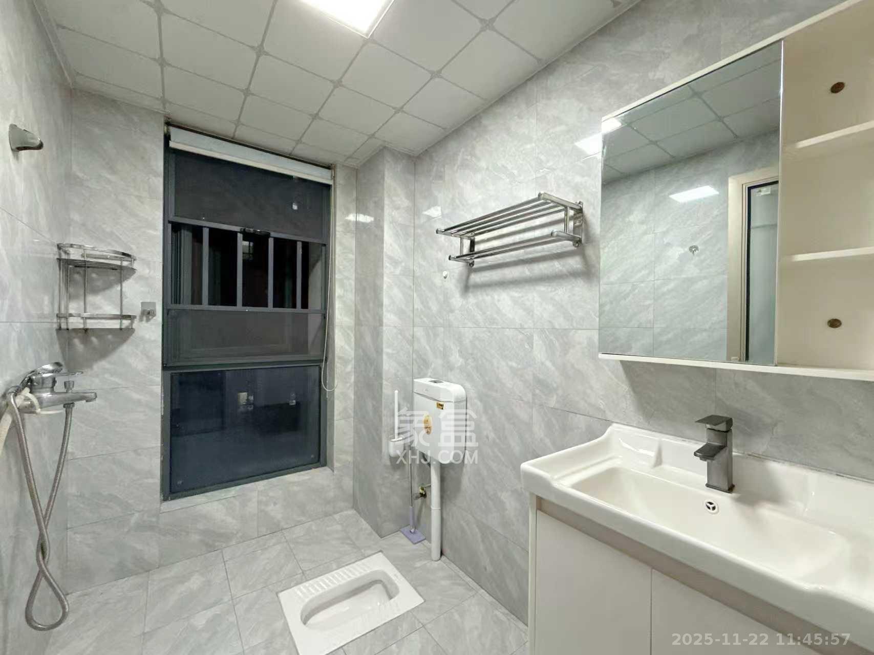 里约荟   74.0㎡      2500.0元/月室内图