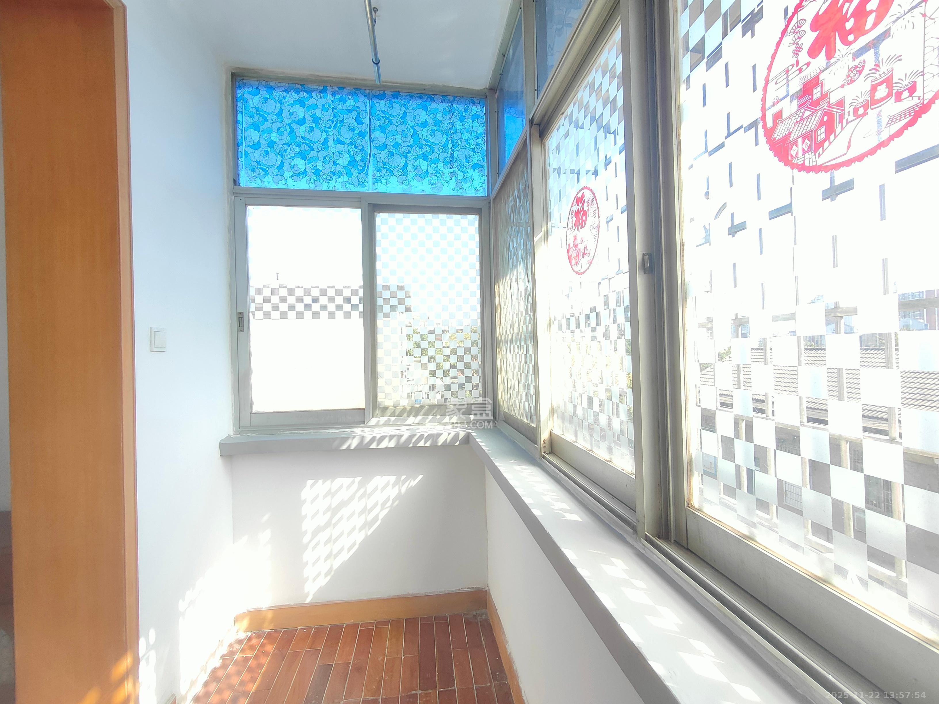 中建五局信和苑一区 2室1厅1卫 1100.0元/月 中建五局信和苑一区 2室1厅1卫 1100.0元/月室内图