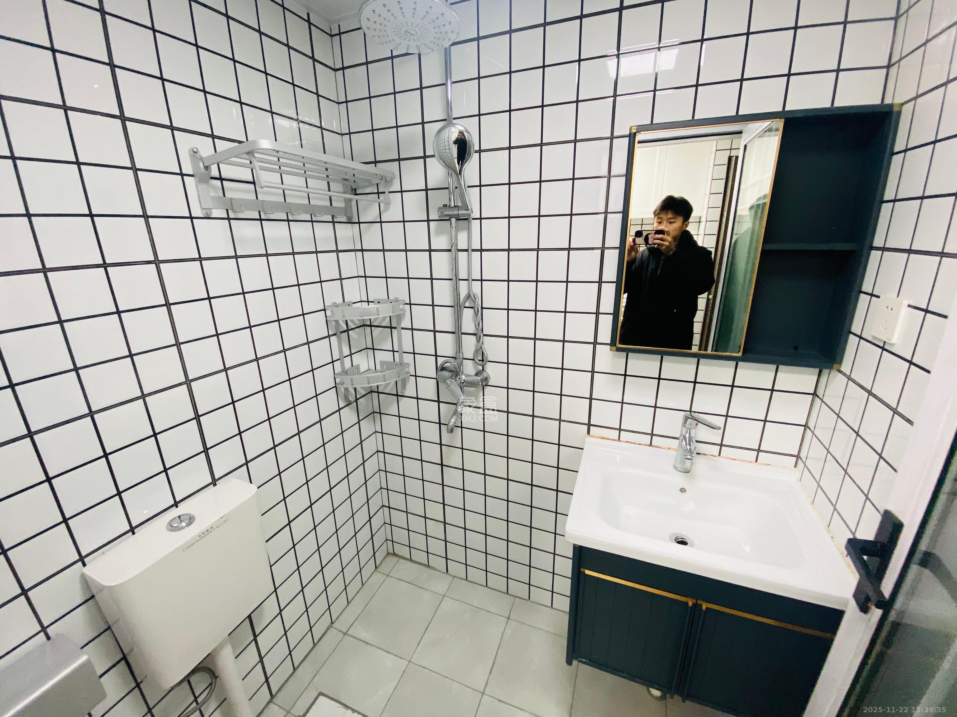 龙湖湘江星座(祺鑫星座公寓) 1室0厅0卫 1500.0元/月 龙湖湘江星座(祺鑫星座公寓) 1室0厅0卫 1500.0元/月室内图