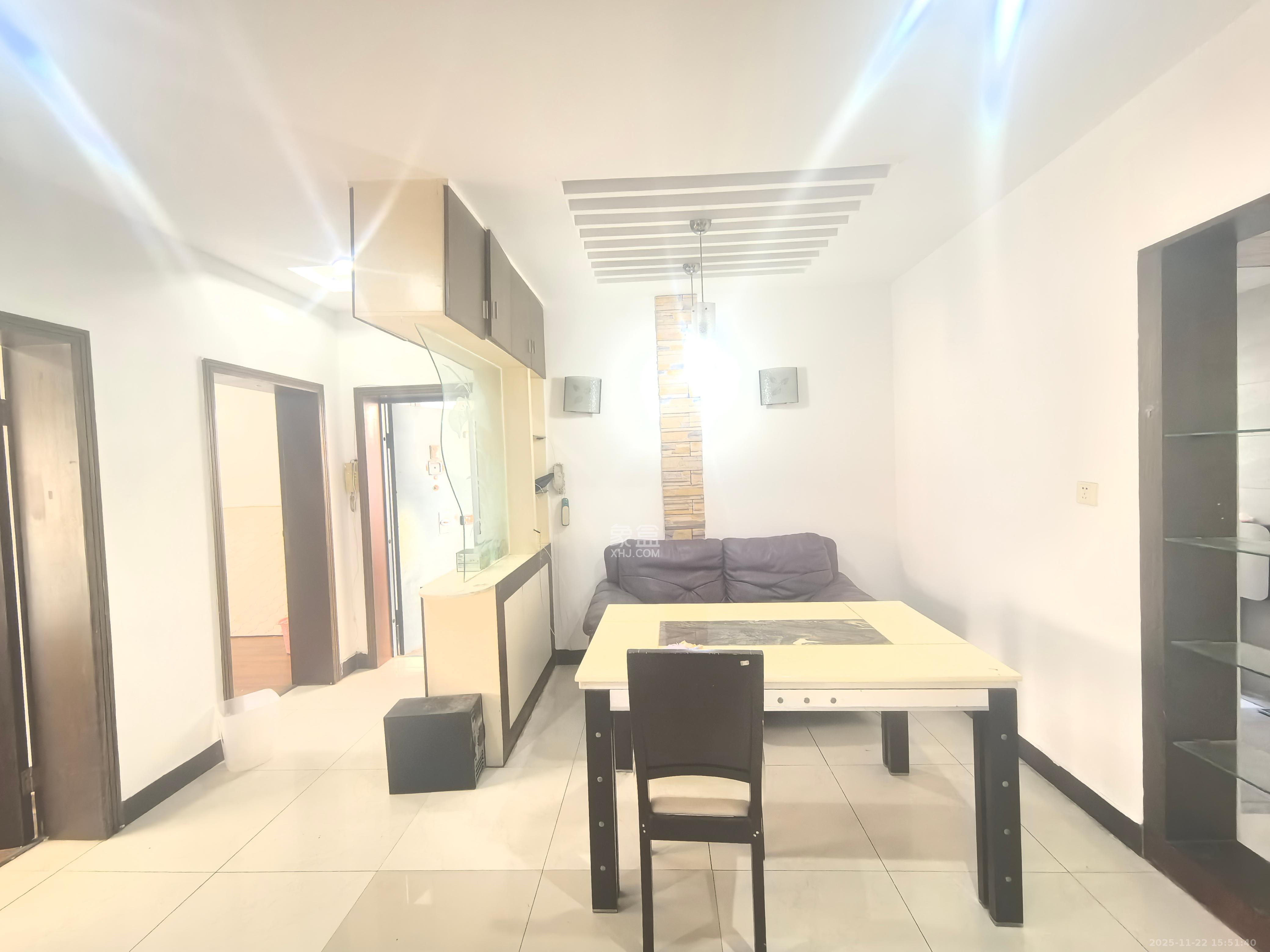 杏林小区 3室2厅1卫 2000.0元/月 杏林小区 3室2厅1卫 2000.0元/月室内图