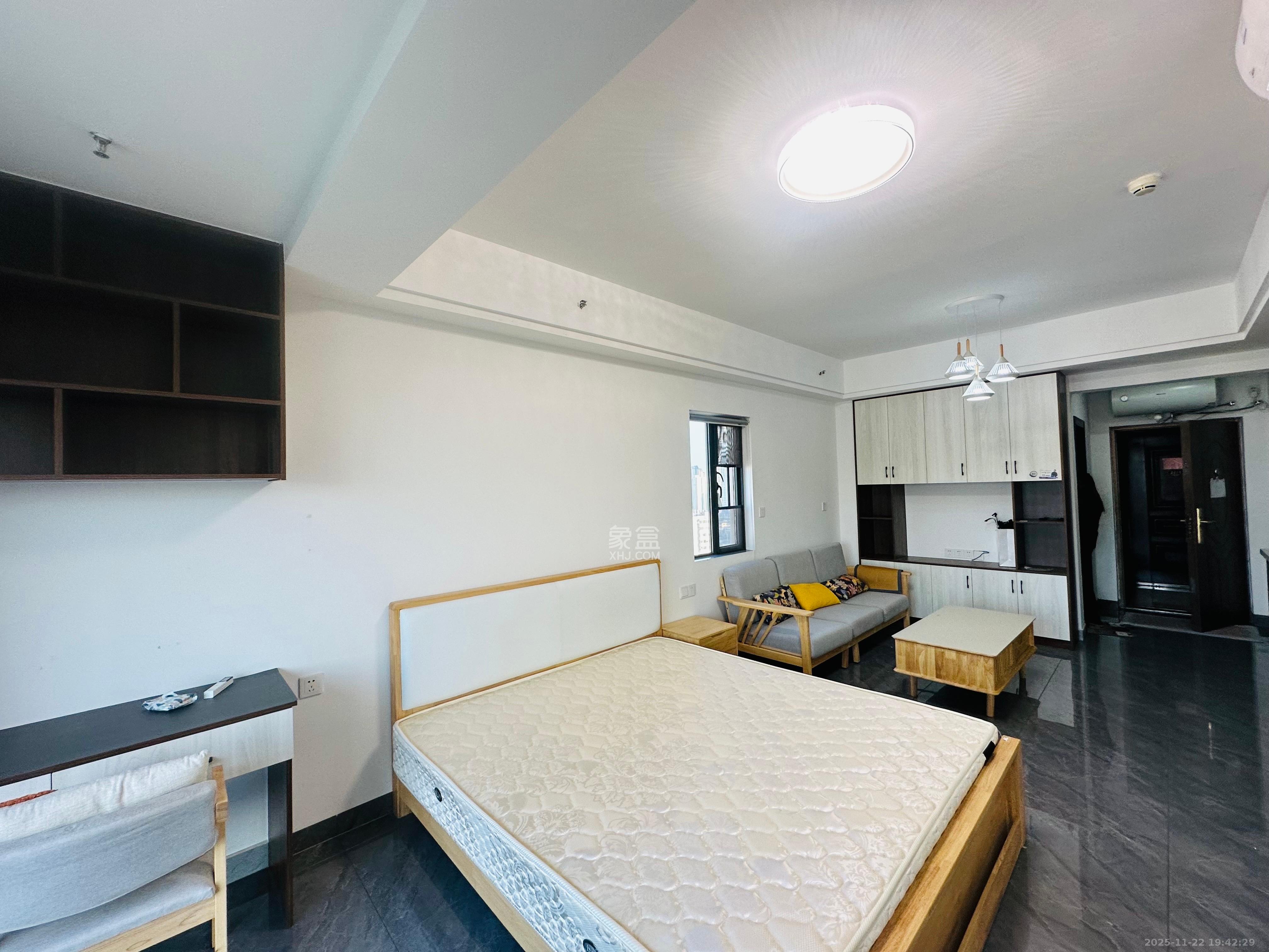 润芳园  1室0厅0卫    1600.0元/月室内图